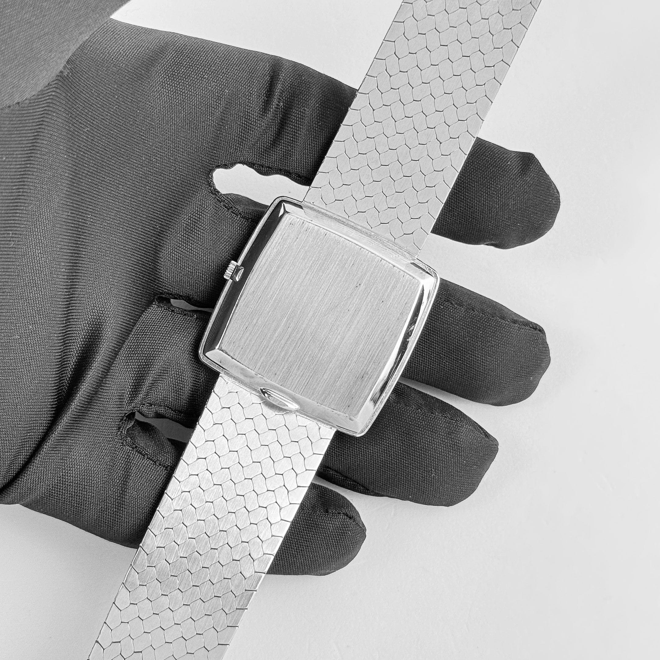 Audemars Piguet Jumbo Square White Gold Silver Diamond Dial