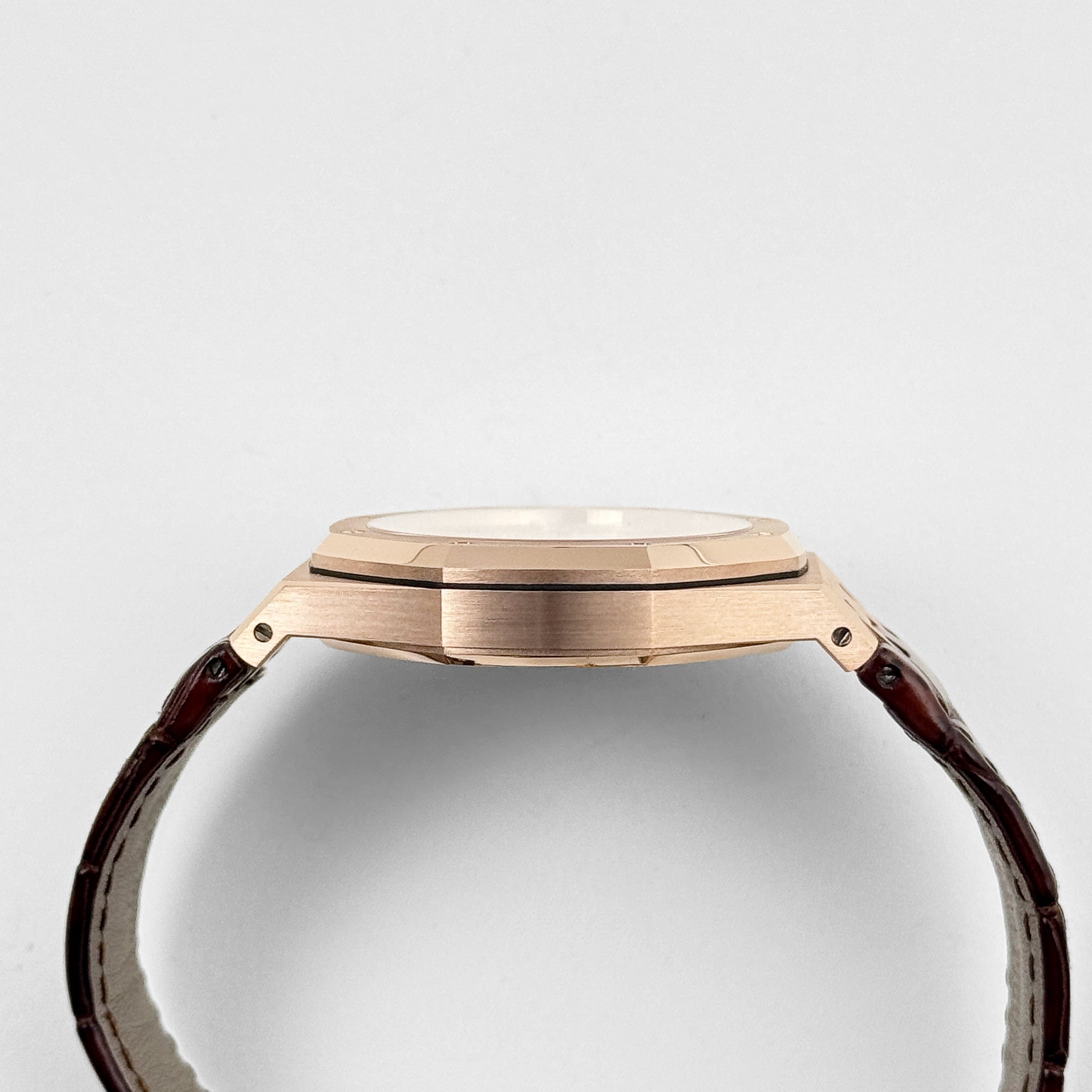 Audemars Piguet Royal Oak 15400OR.OO.D088CR.01 Selfwinding Rose Gold Silver Dial (2017)