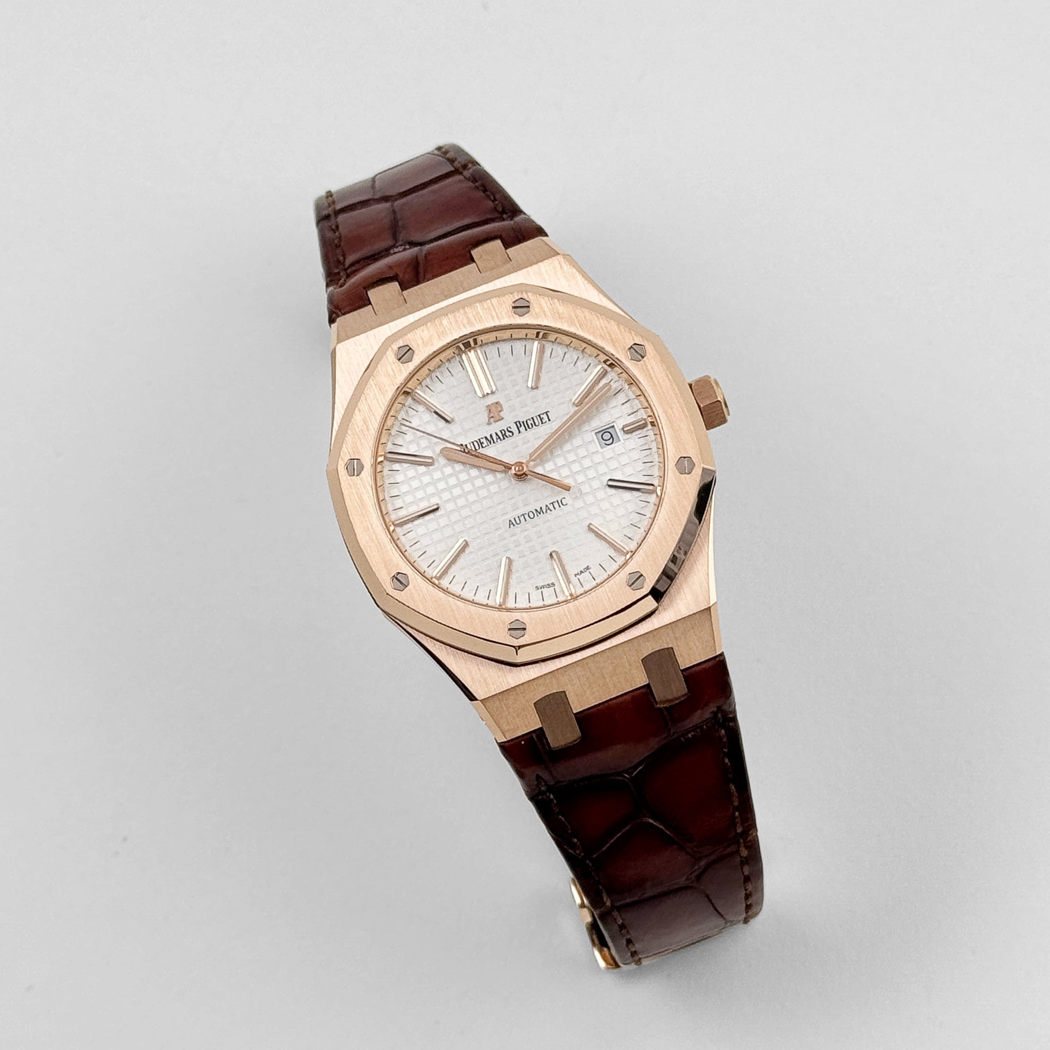Audemars Piguet Royal Oak 15400OR.OO.D088CR.01 Selfwinding Rose Gold Silver Dial (2017)