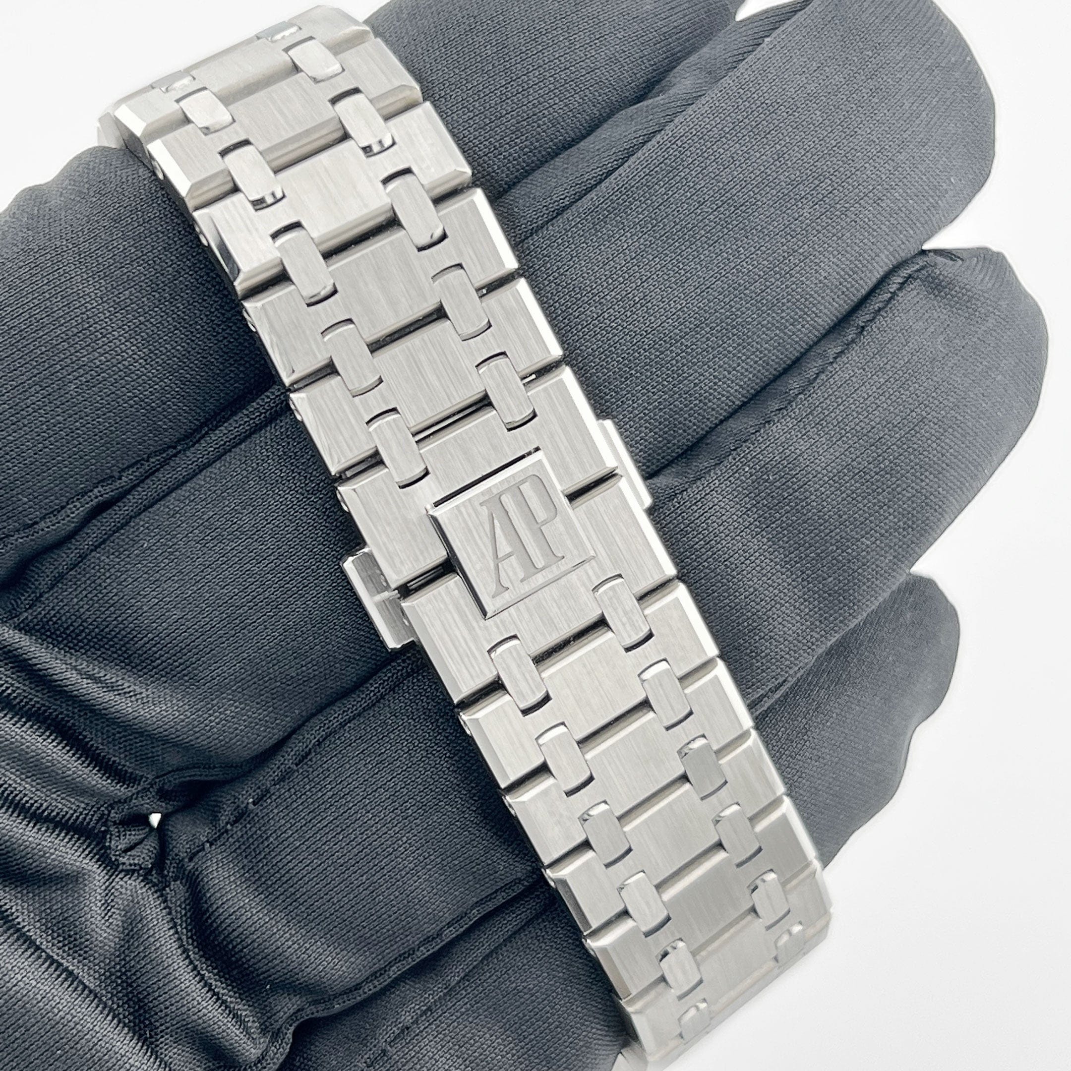 Audemars Piguet Royal Oak 15407ST.OO.1220ST.01 Double Balance Wheel Stainless Steel Openworked Dial (2024)