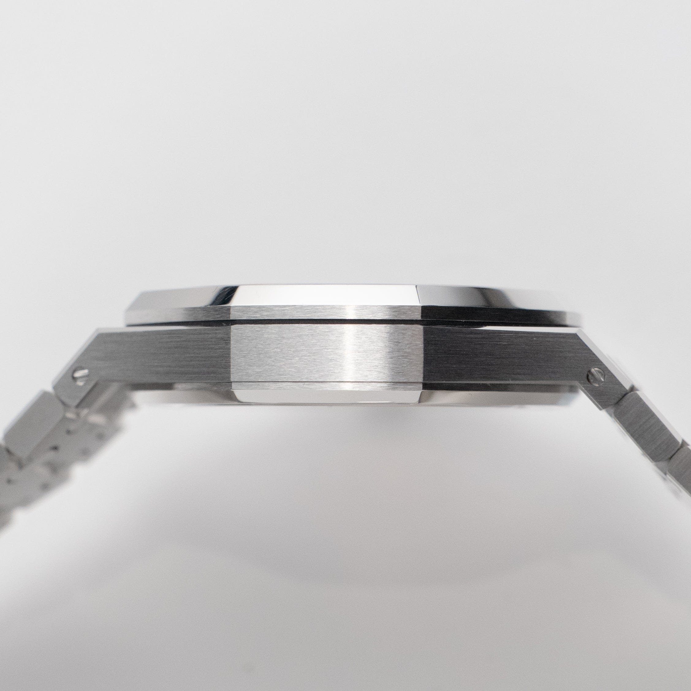 Audemars Piguet Royal Oak 15500ST.OO.1220ST.01 Stainless Steel Blue Dial (2021)