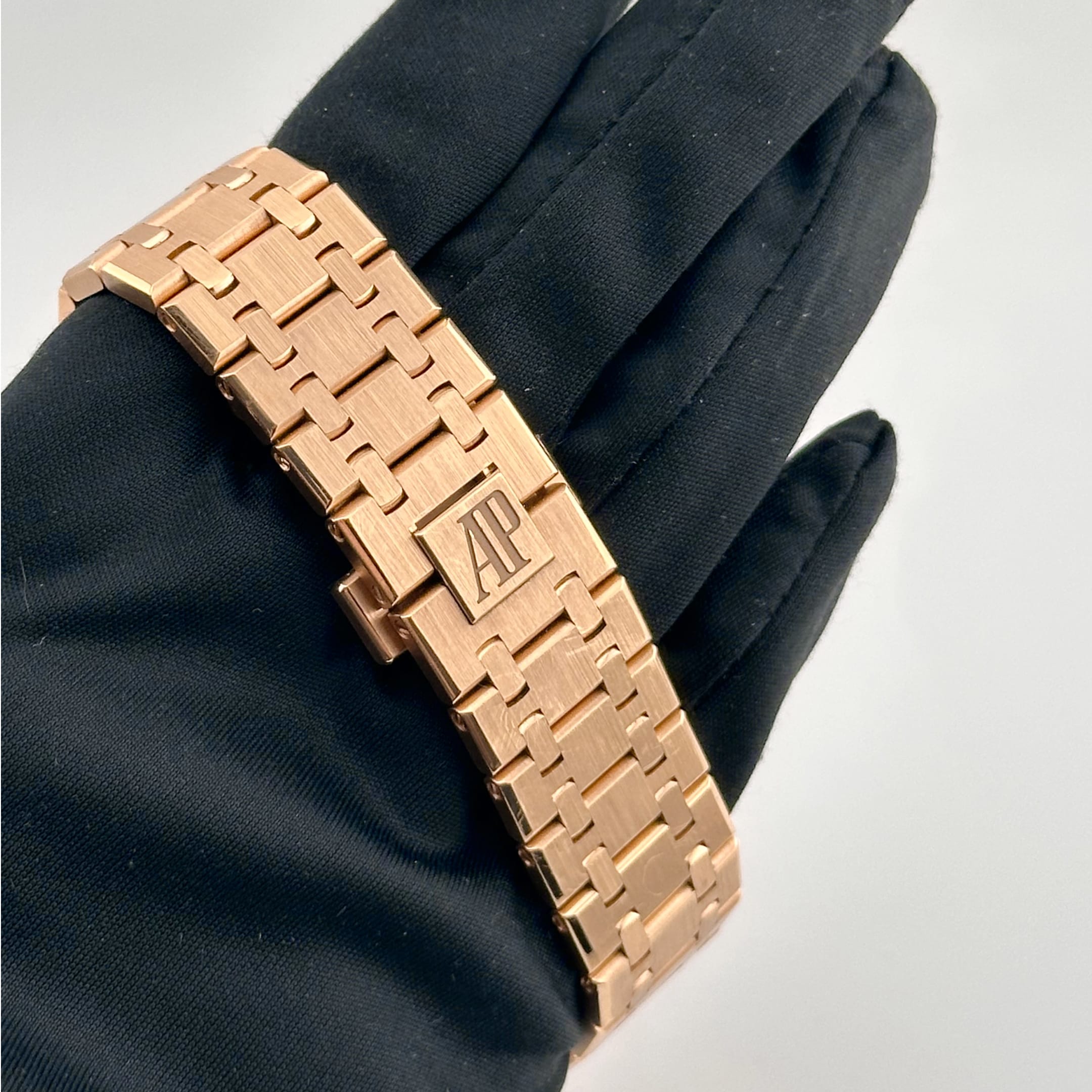 Audemars Piguet Royal Oak 15510OR.OO.1320OR.03 Rose Gold Blue Dial (2023)