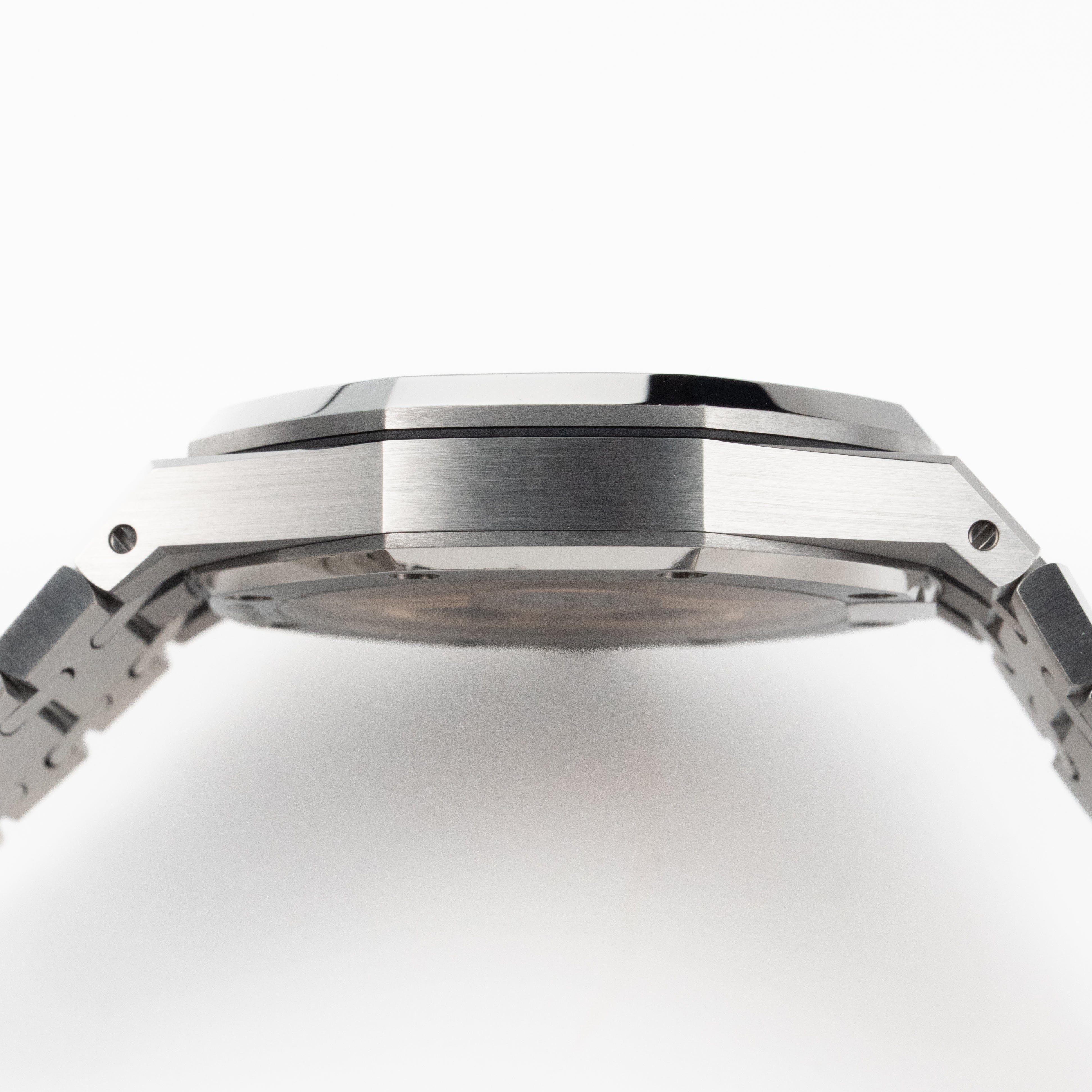 Audemars Piguet Royal Oak 15510ST.OO.1320ST.07 Stainless Steel Black Dial (2024)