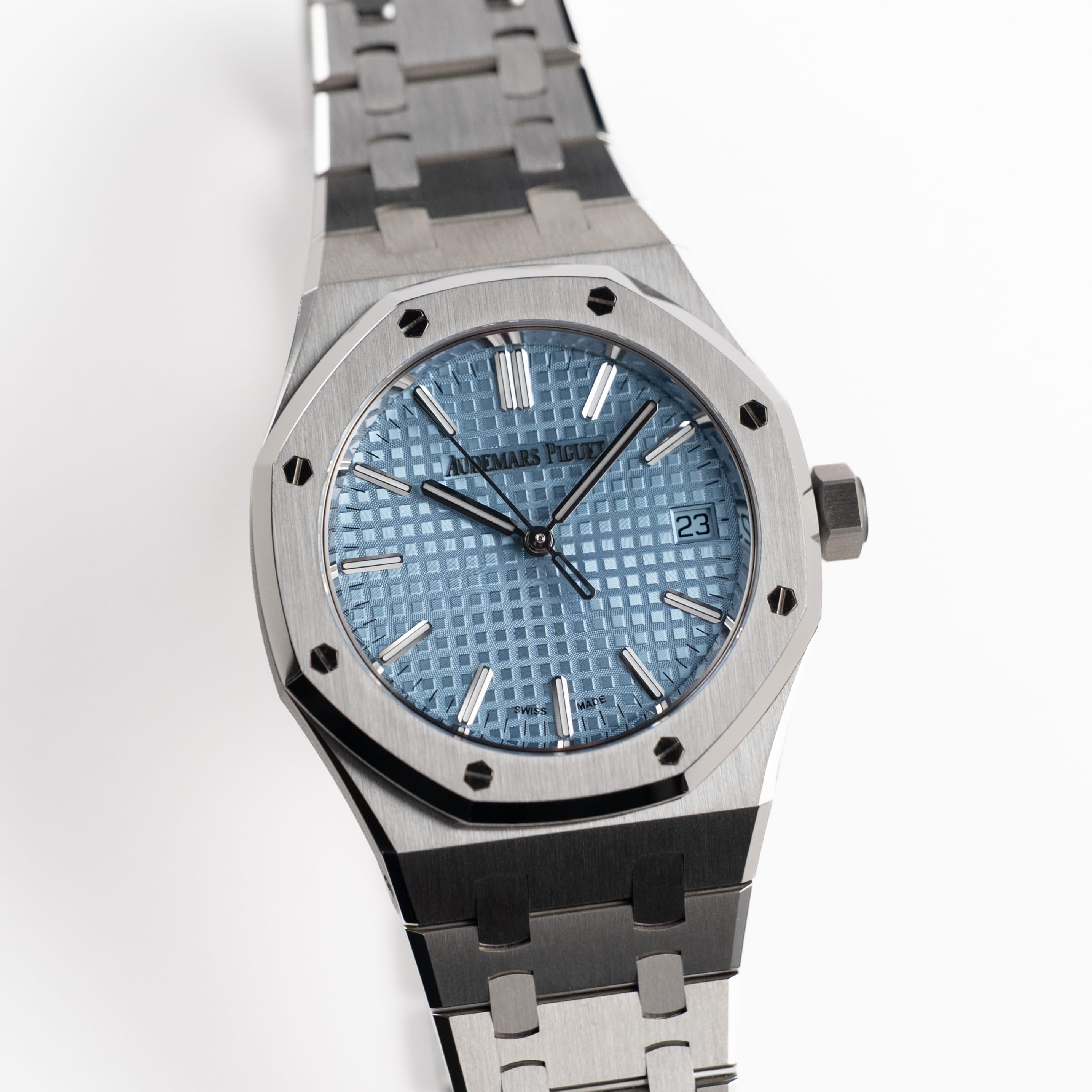 Audemars Piguet Royal Oak 15550ST.OO.1356ST.08 Stainless Steel Blue Dial (2025)