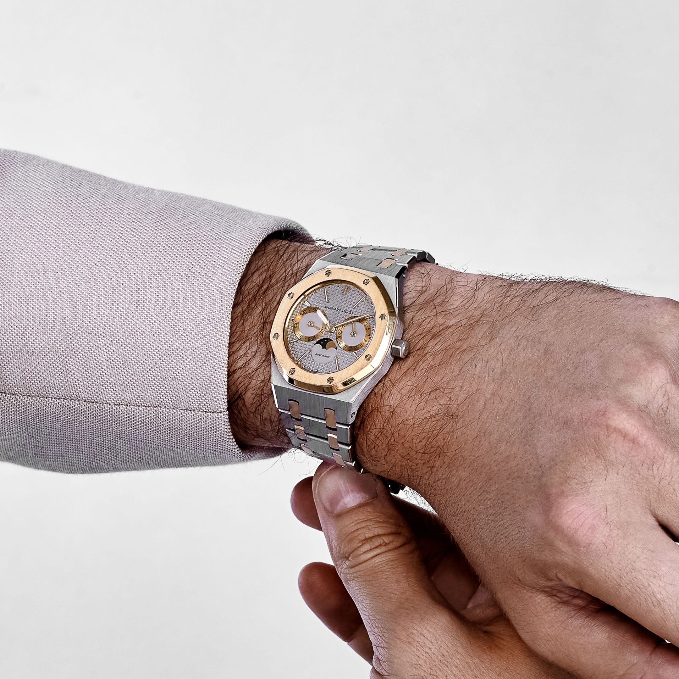 Audemars Piguet Royal Oak 25594SA.OO.0789SA.01 Day-Date Moonphase Yellow Gold Stainless Steel Silver Dial (1994)