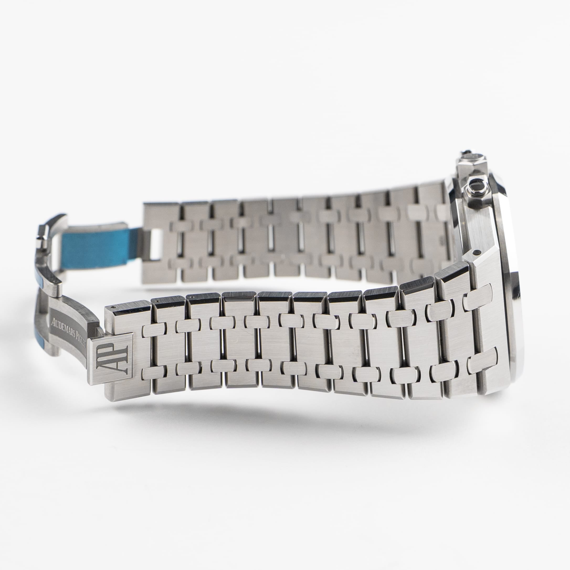 Audemars Piguet Royal Oak 26320ST.OO.1220ST.03 Chronograph Stainless Steel Blue Dial (2016)