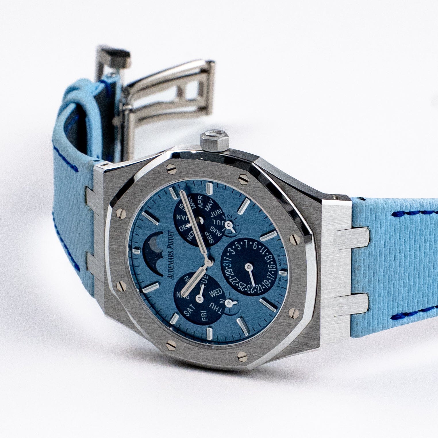 Audemars Piguet Royal Oak 26586BC.OO.1240.BC.99 Perpetual Calendar RD2 Ultra-Thin “Luminary” White Gold Light Blue Limited Edition of 25