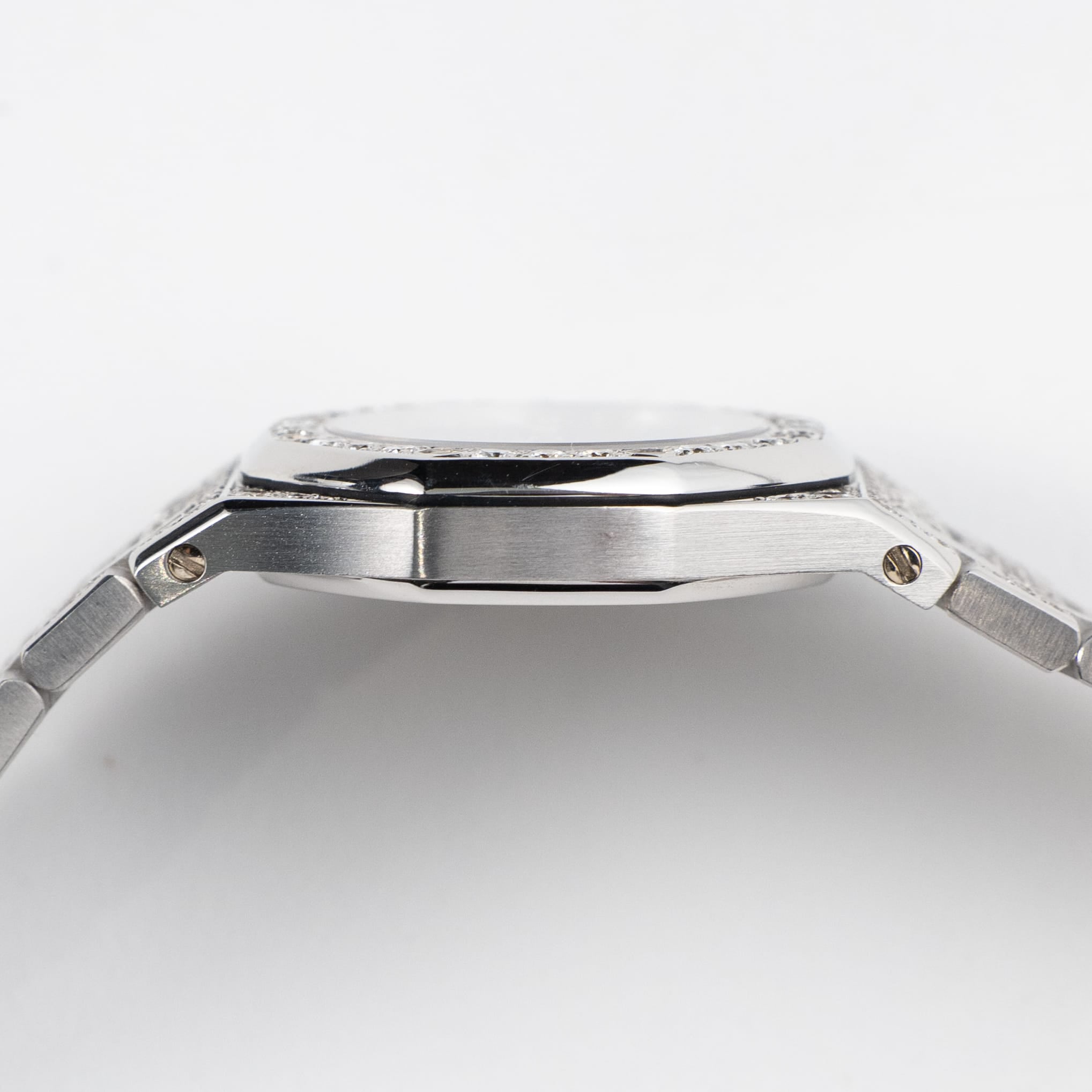Audemars Piguet Royal Oak 6007BC 'Ladies' White Gold Black Diamond Dial Diamond Bezel and Bracelet Quartz (1981)