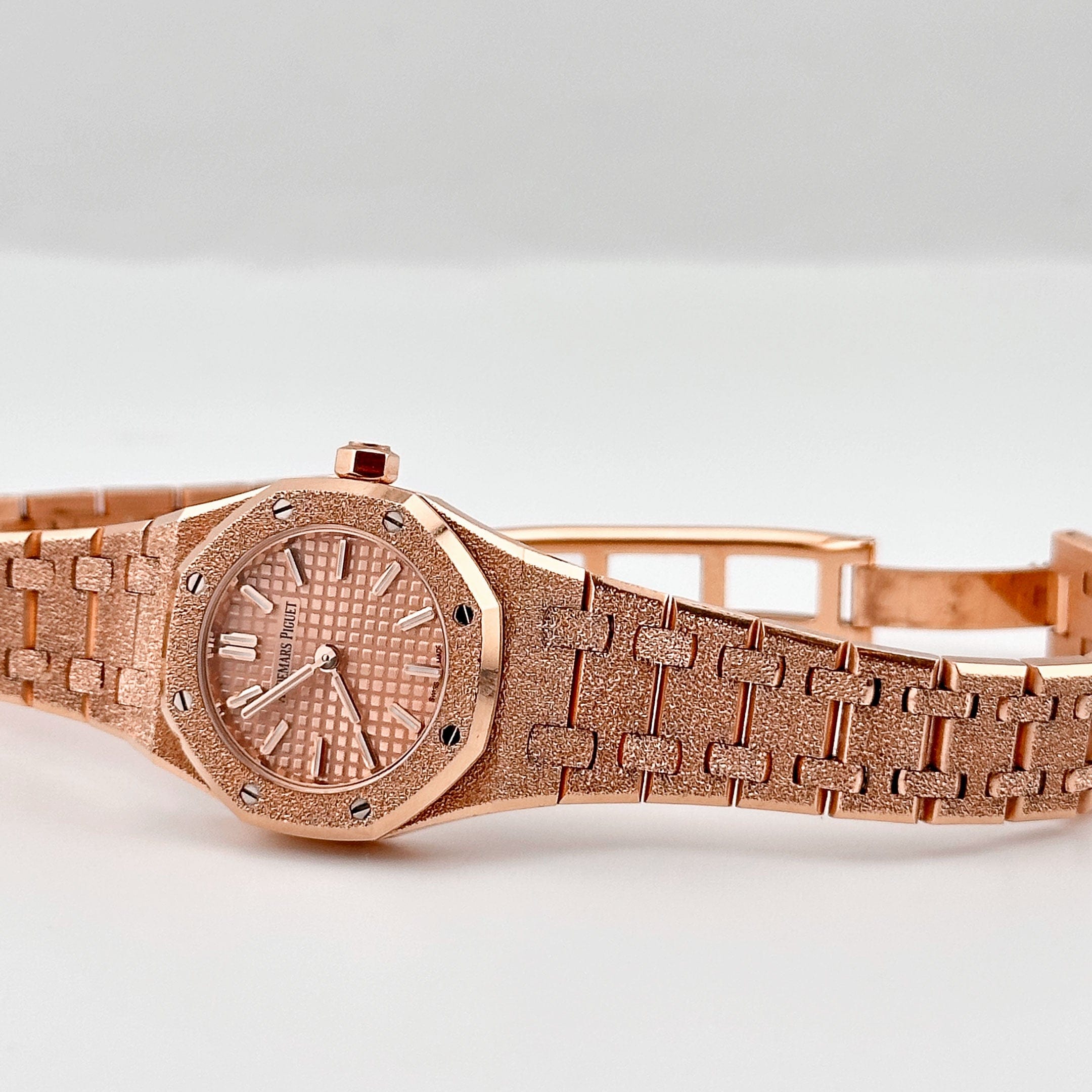 Audemars Piguet Royal Oak 67630OR.GG.1312OR.01 'Mini' Frosted Rose Gold Quartz (2025)