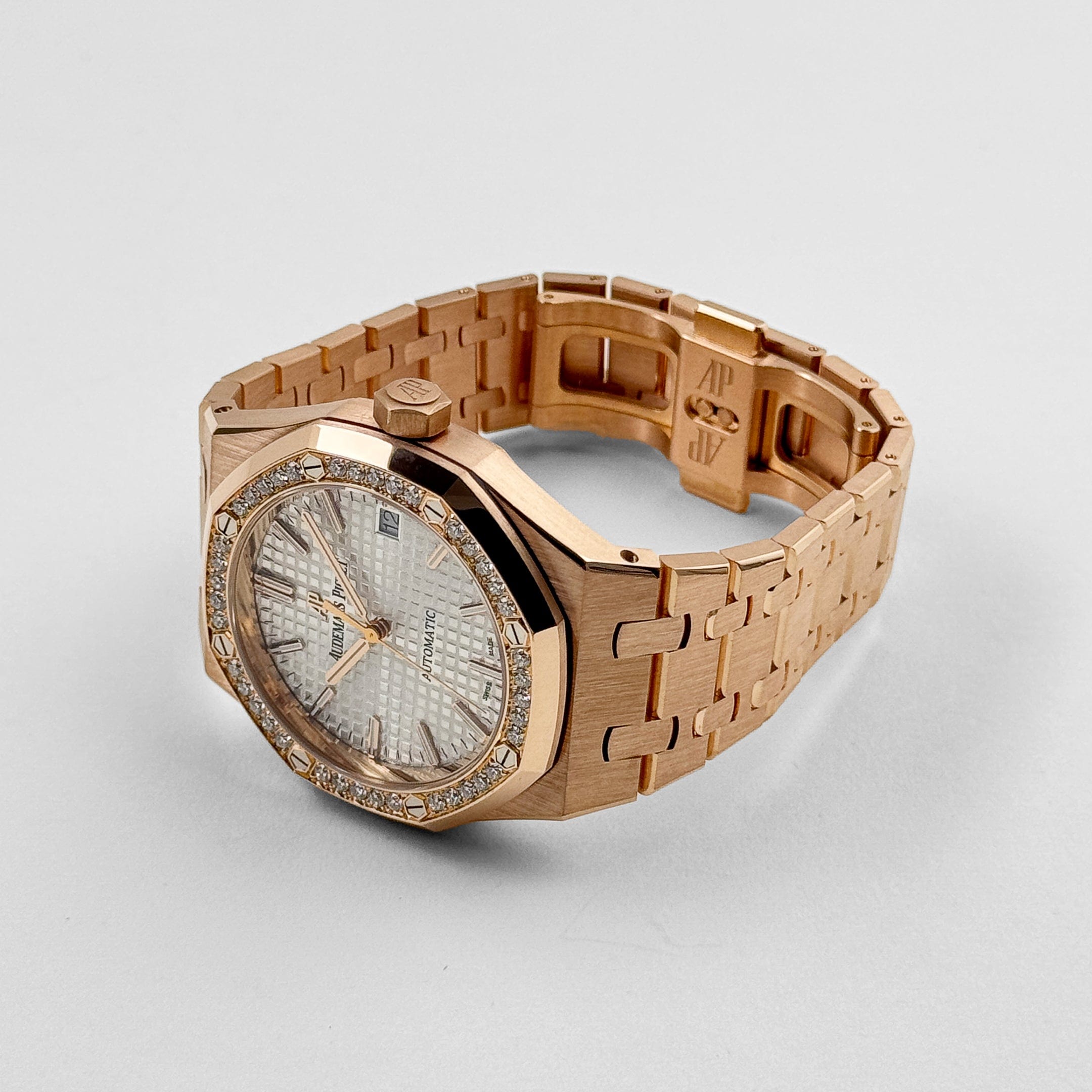 Audemars Piguet Royal Oak 77351OR.ZZ.1261OR.01 'Ladies' Rose Gold White Dial Diamond Bezel (2021)