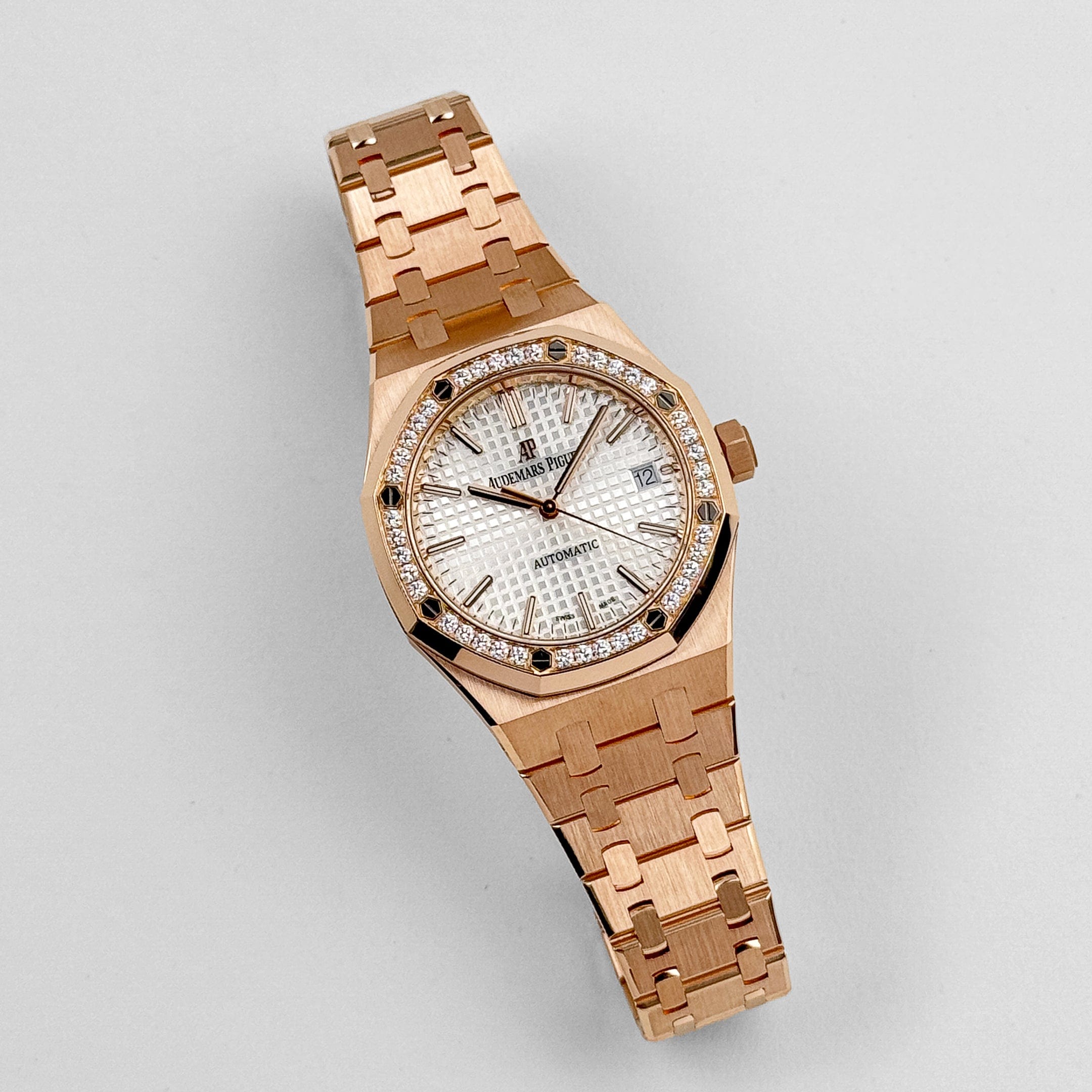 Audemars Piguet Royal Oak 77351OR.ZZ.1261OR.01 'Ladies' Rose Gold White Dial Diamond Bezel (2021)