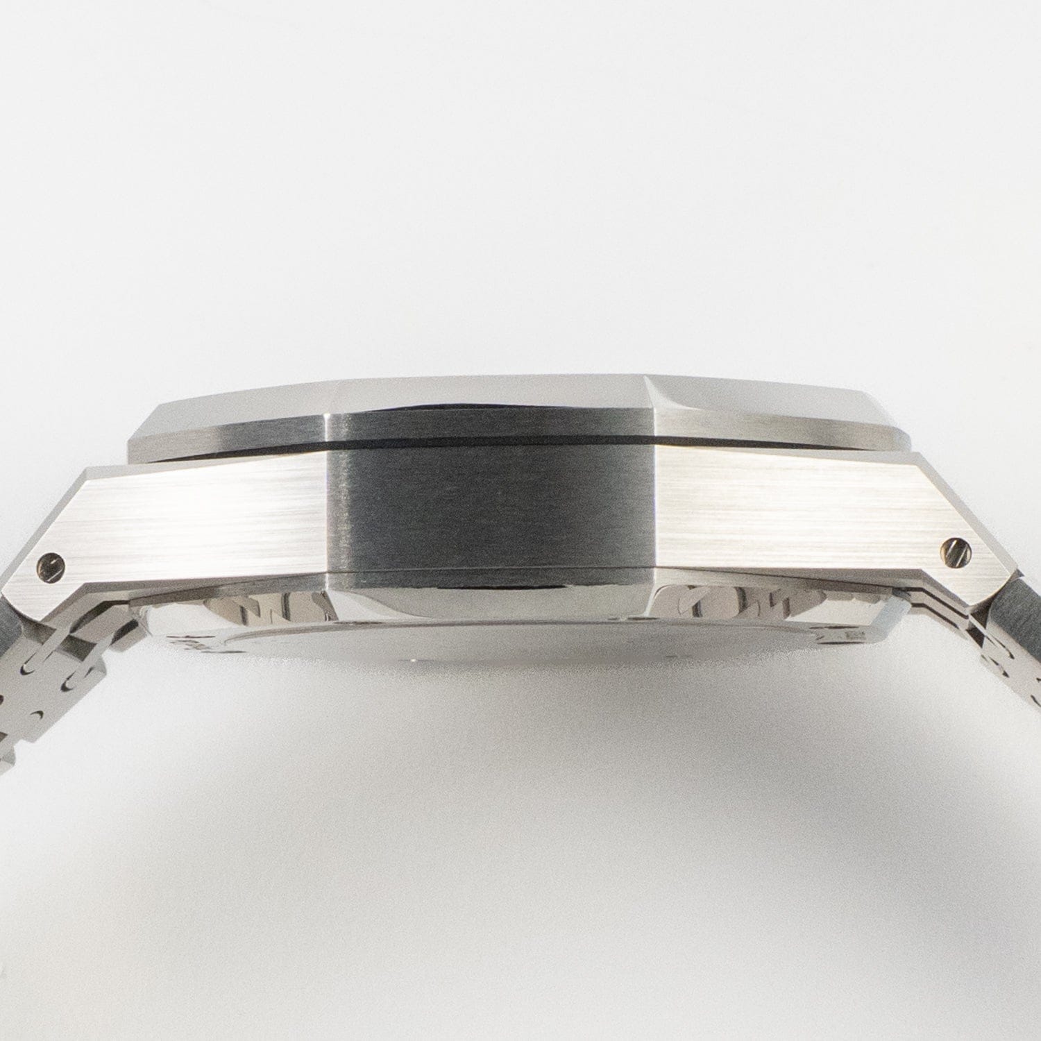 Audemars Piguet Royal Oak Chronograph 26240ST.OO.1320ST.01 '50th Anniversary' Stainless Steel Blue Dial (2022)