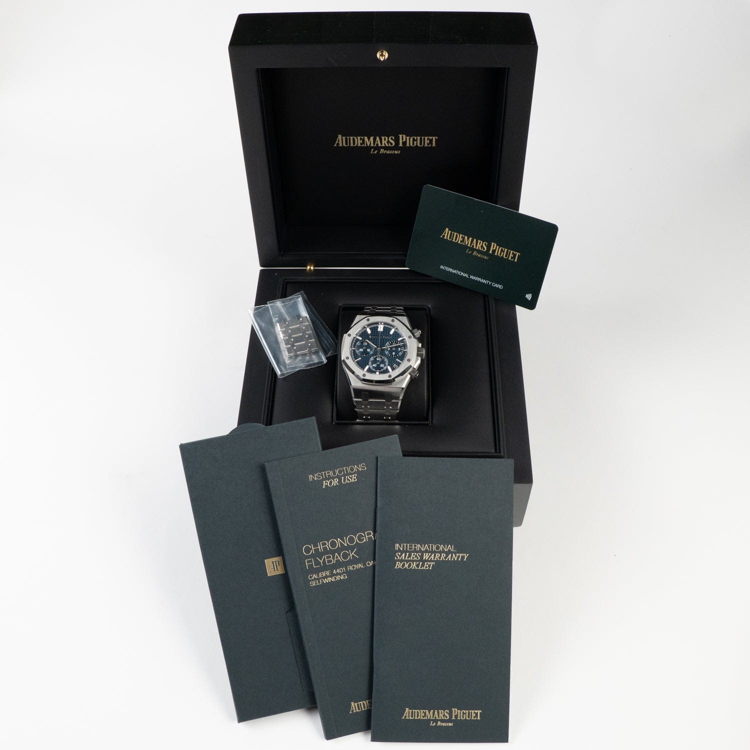 Audemars Piguet Royal Oak Chronograph 26240ST.OO.1320ST.01 '50th Anniversary' Stainless Steel Blue Dial (2022)