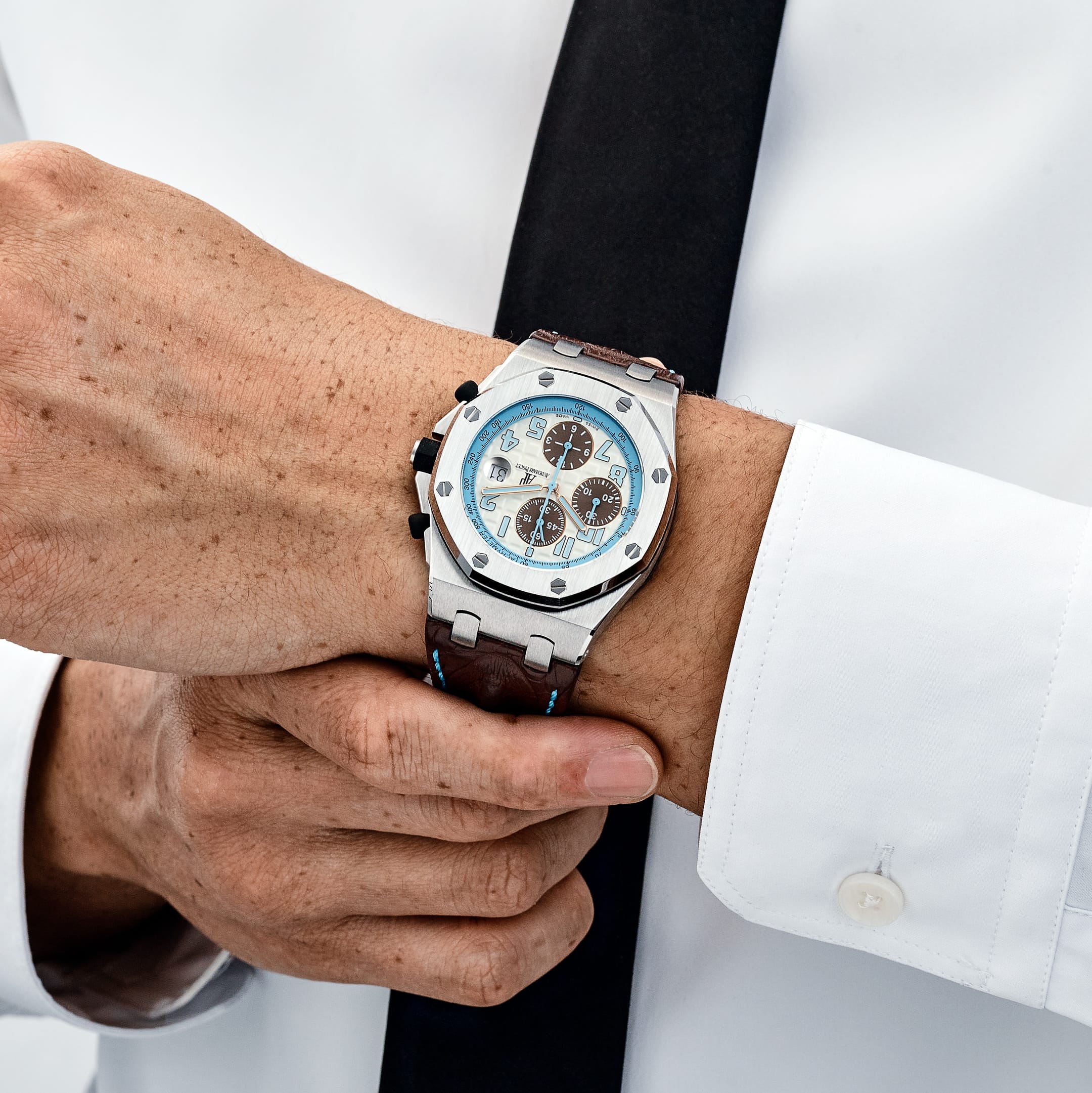 Audemars Piguet Royal Oak Offshore 26187ST.OO.D801CR.01 'Montauk Highway' Stainless Steel White Arabic Dial Limited Edition of 300 (2009)