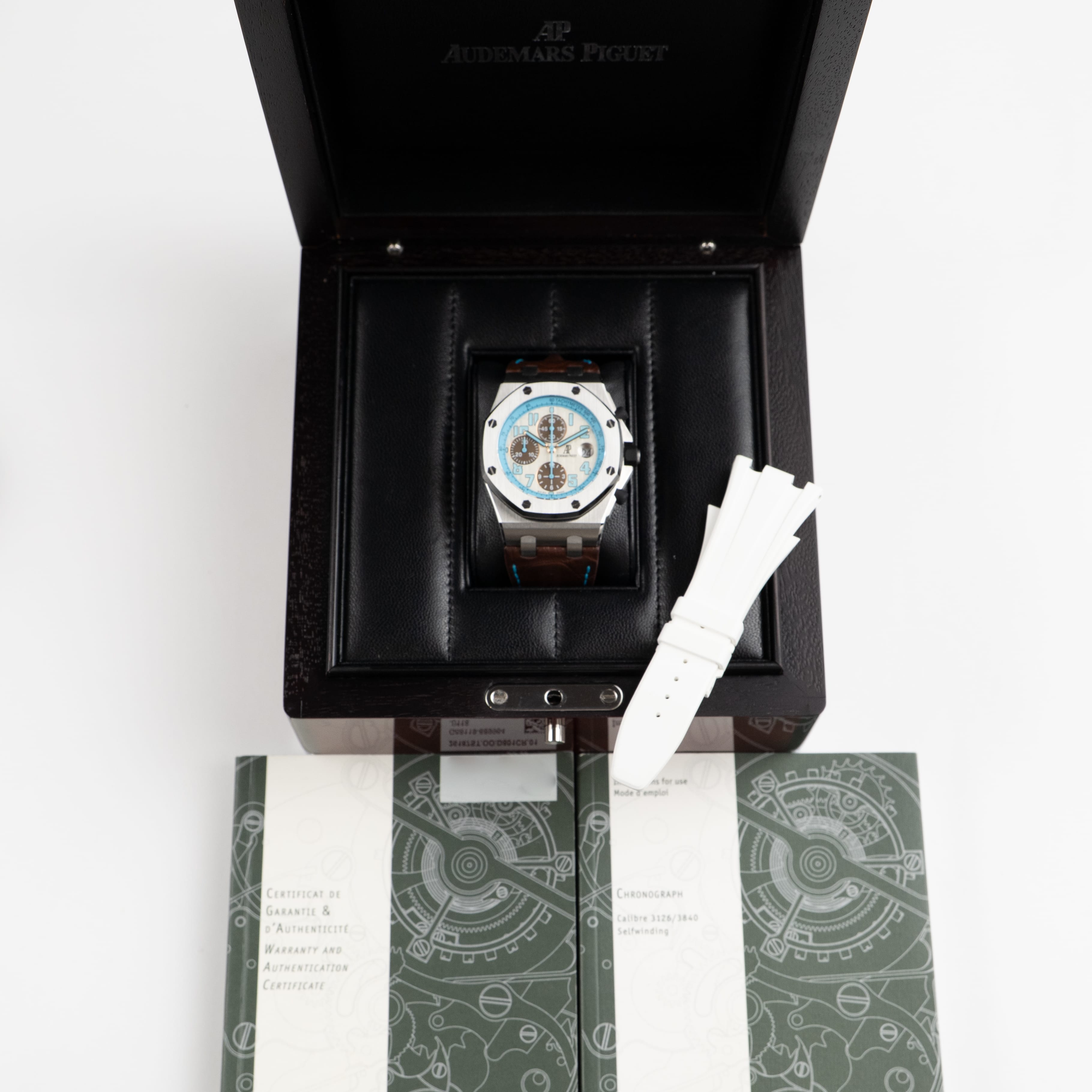 Audemars Piguet Royal Oak Offshore 26187ST.OO.D801CR.01 'Montauk Highway' Stainless Steel White Arabic Dial Limited Edition of 300 (2009)