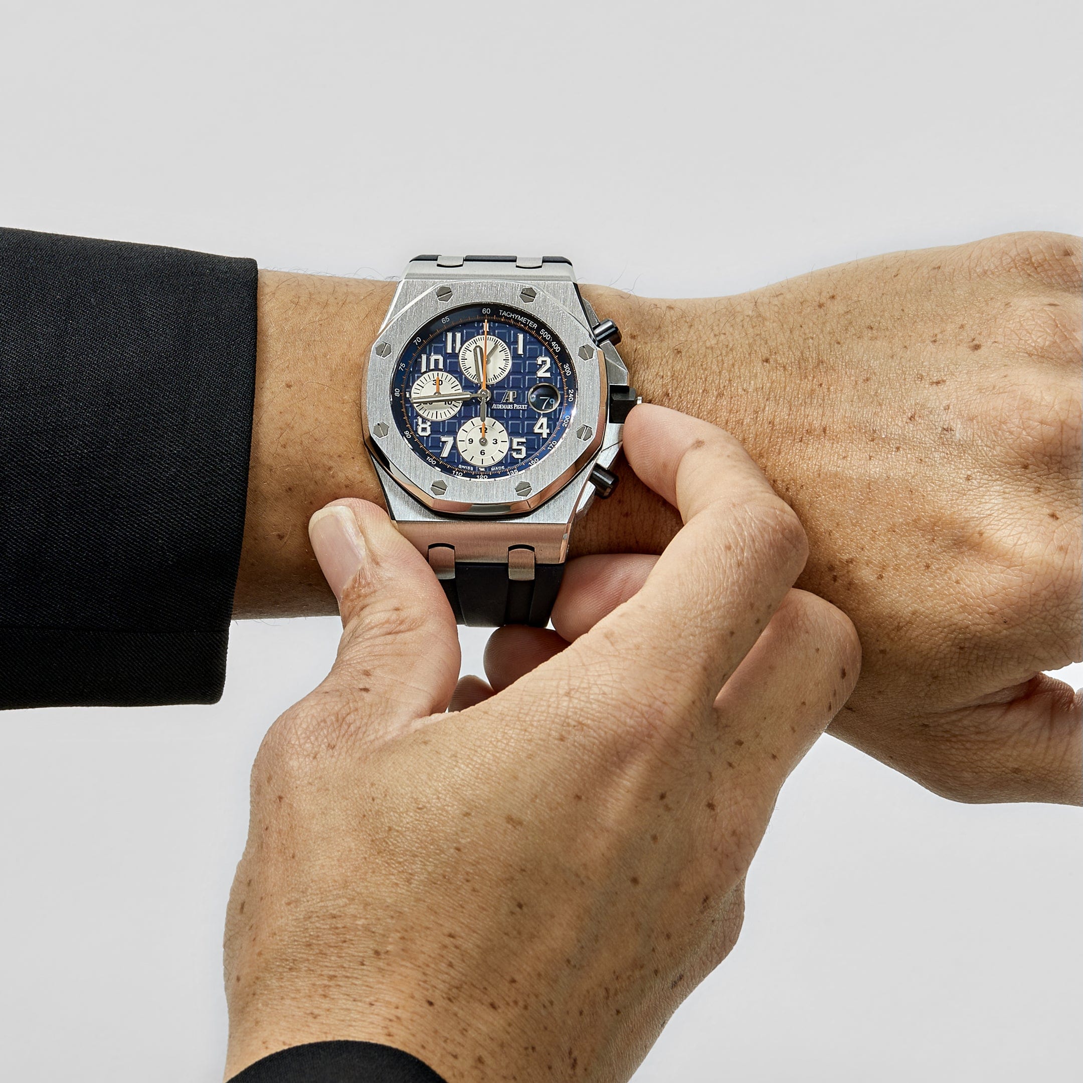 Audemars Piguet Royal Oak Offshore 26470ST.OO.A027CA.01 Chronograph Steel Blue Dial Wrist