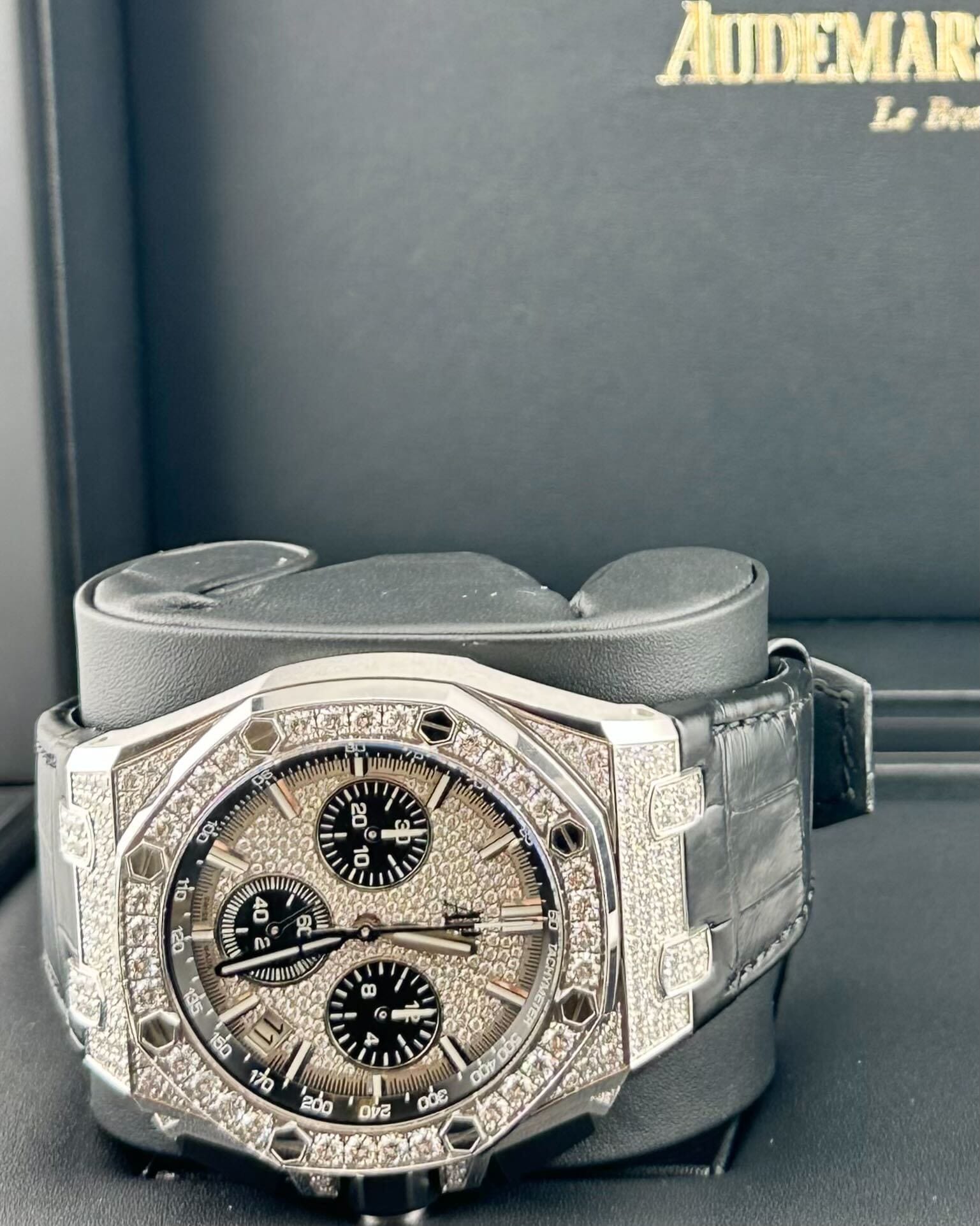 Luxury Watch Audemars Piguet Royal Oak Offshore Selfwinding Chronograph Diamond 26423BC.ZZ.D002CA.01 Wrist Aficionado