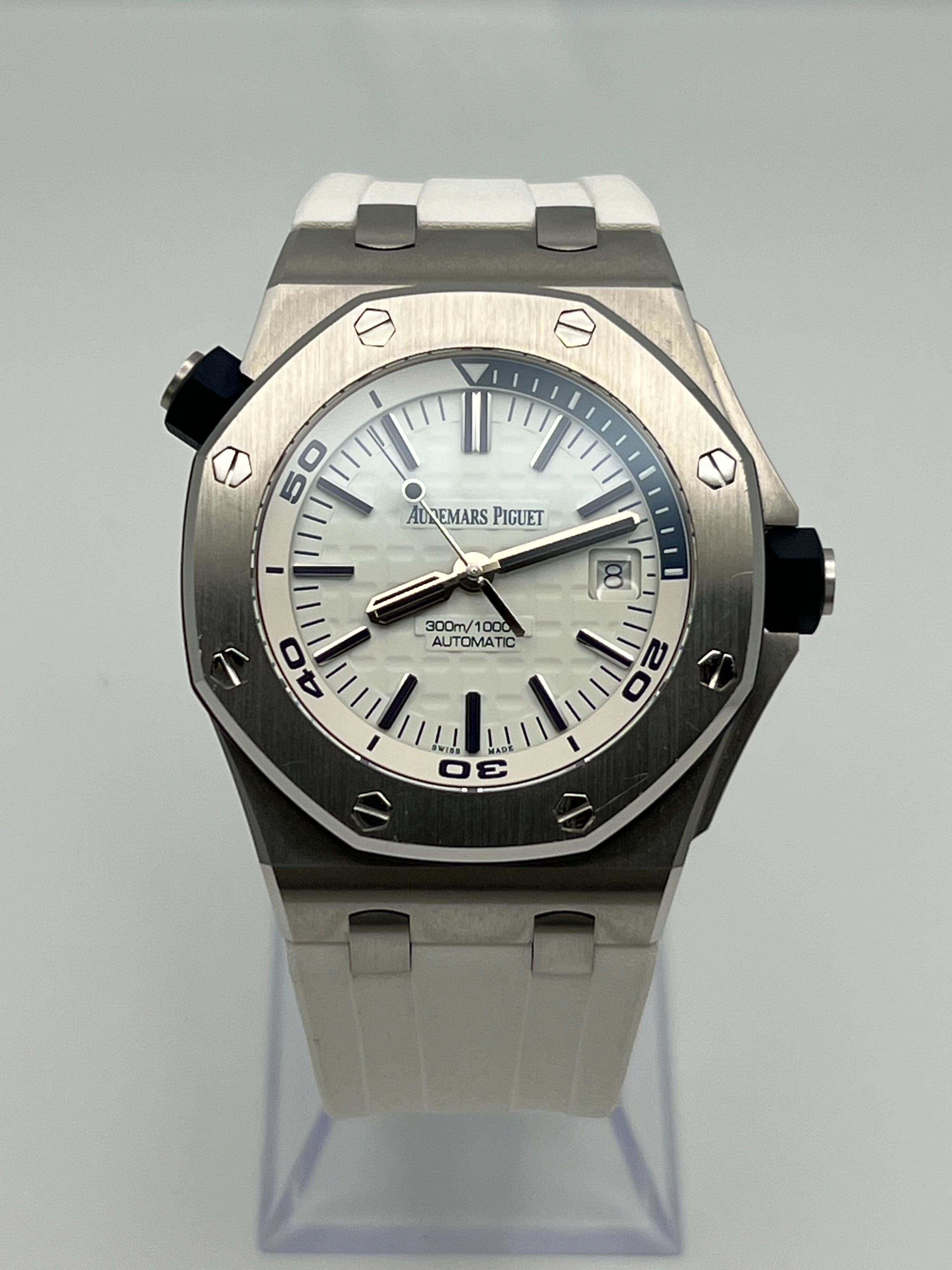 Audemars Piguet Royal Oak Offshore Diver Stainless Steel White Dial 15710ST.OO.A010CA.01