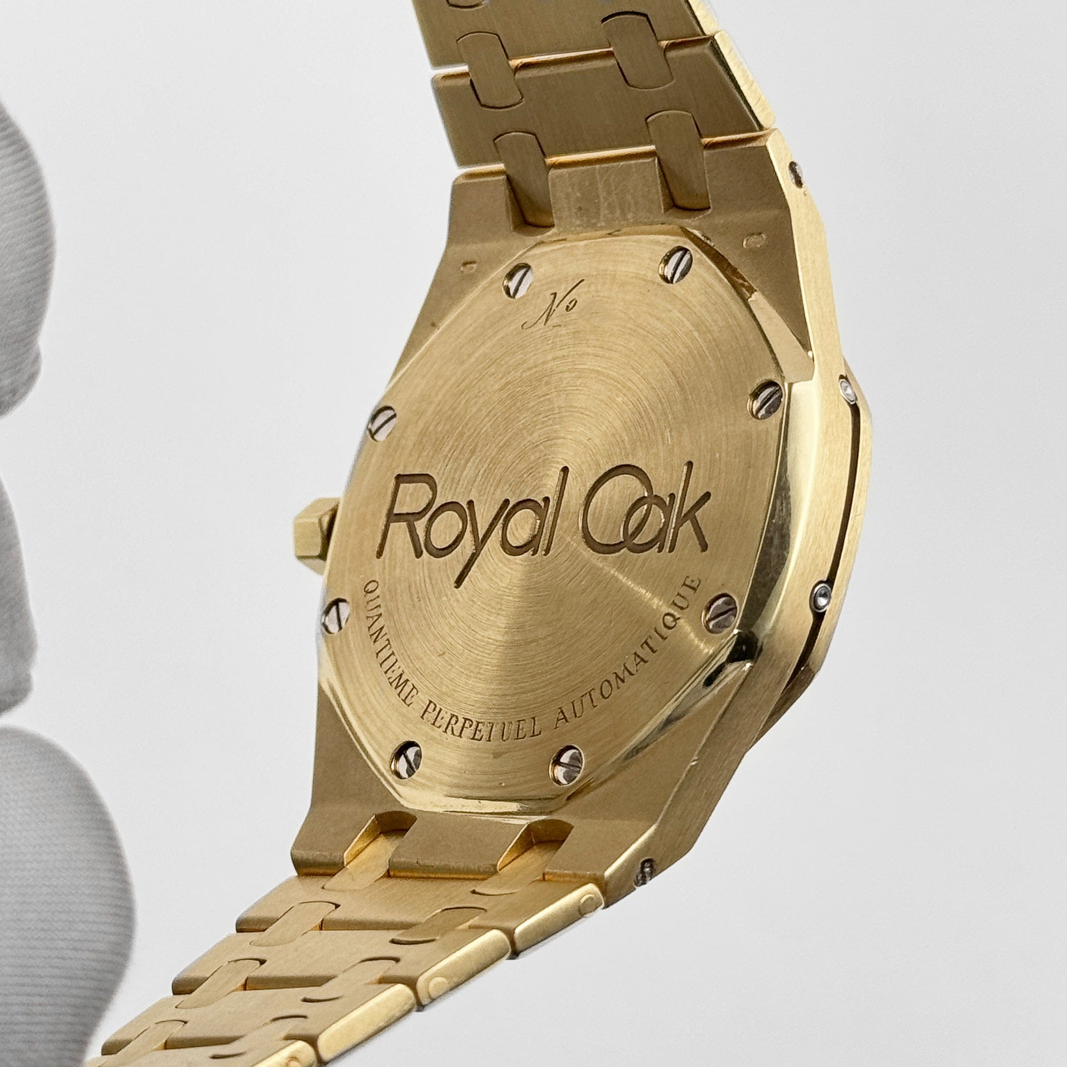 Audemars Piguet Royal Oak Perpetual Calendar 25654BA.OO.0944BA.01 Yellow Gold Gold Dial (1989)