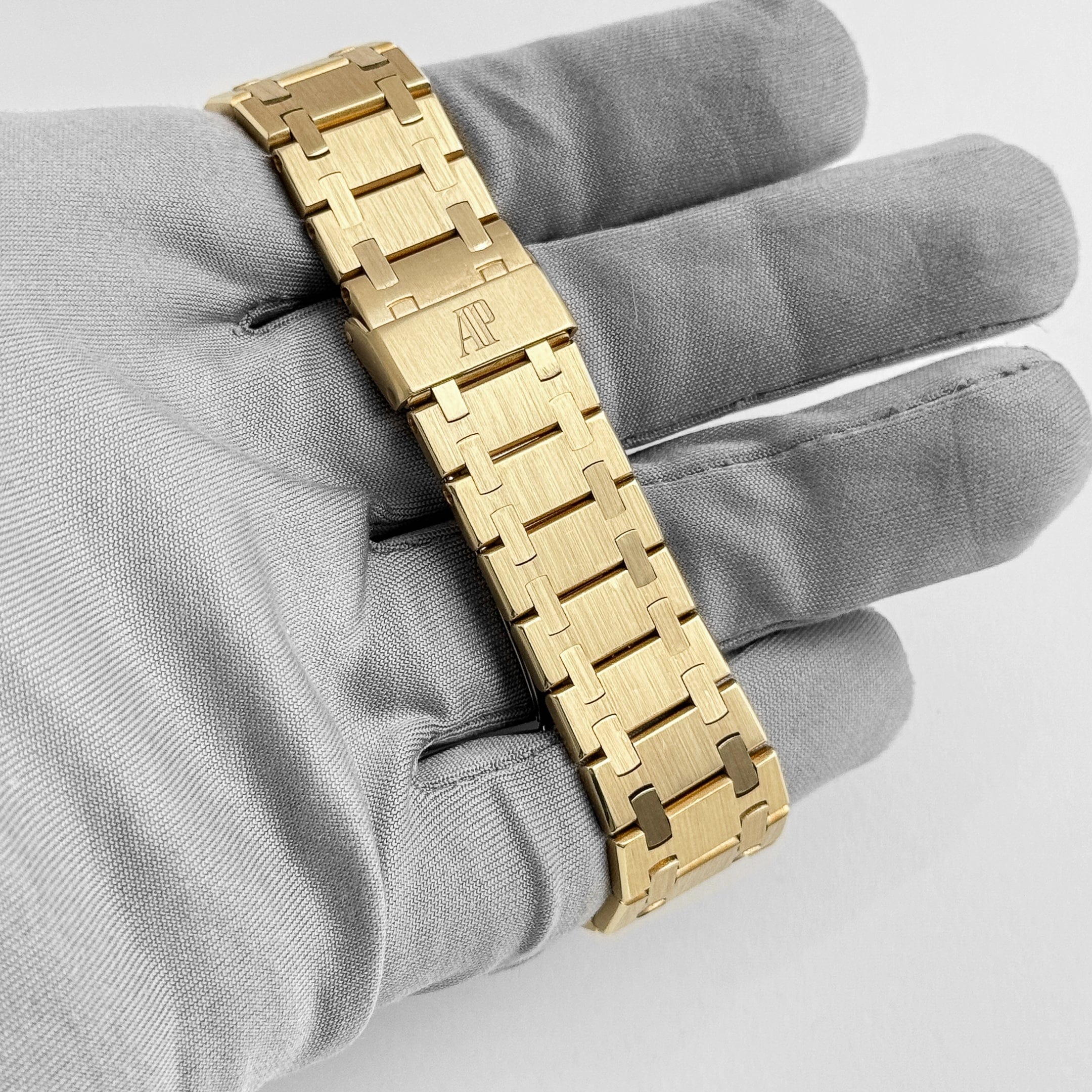 Audemars Piguet Royal Oak Perpetual Calendar 25654BA Yellow Gold White Dial (1989)