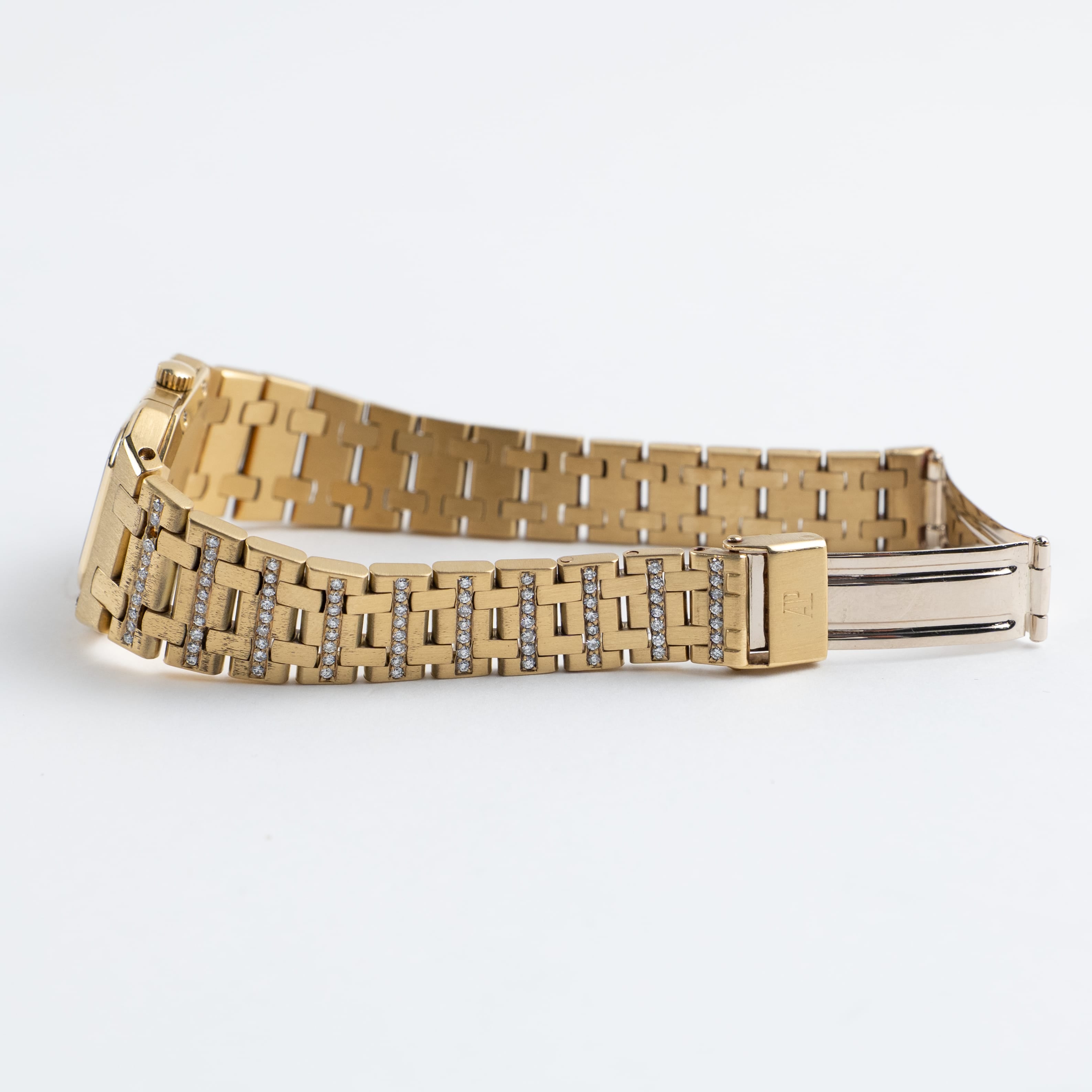 Audemars Piguet Royal Oak Rectangular 6015BA Vintage 'Ladies' Yellow Gold Diamond-Set Quartz (1982)