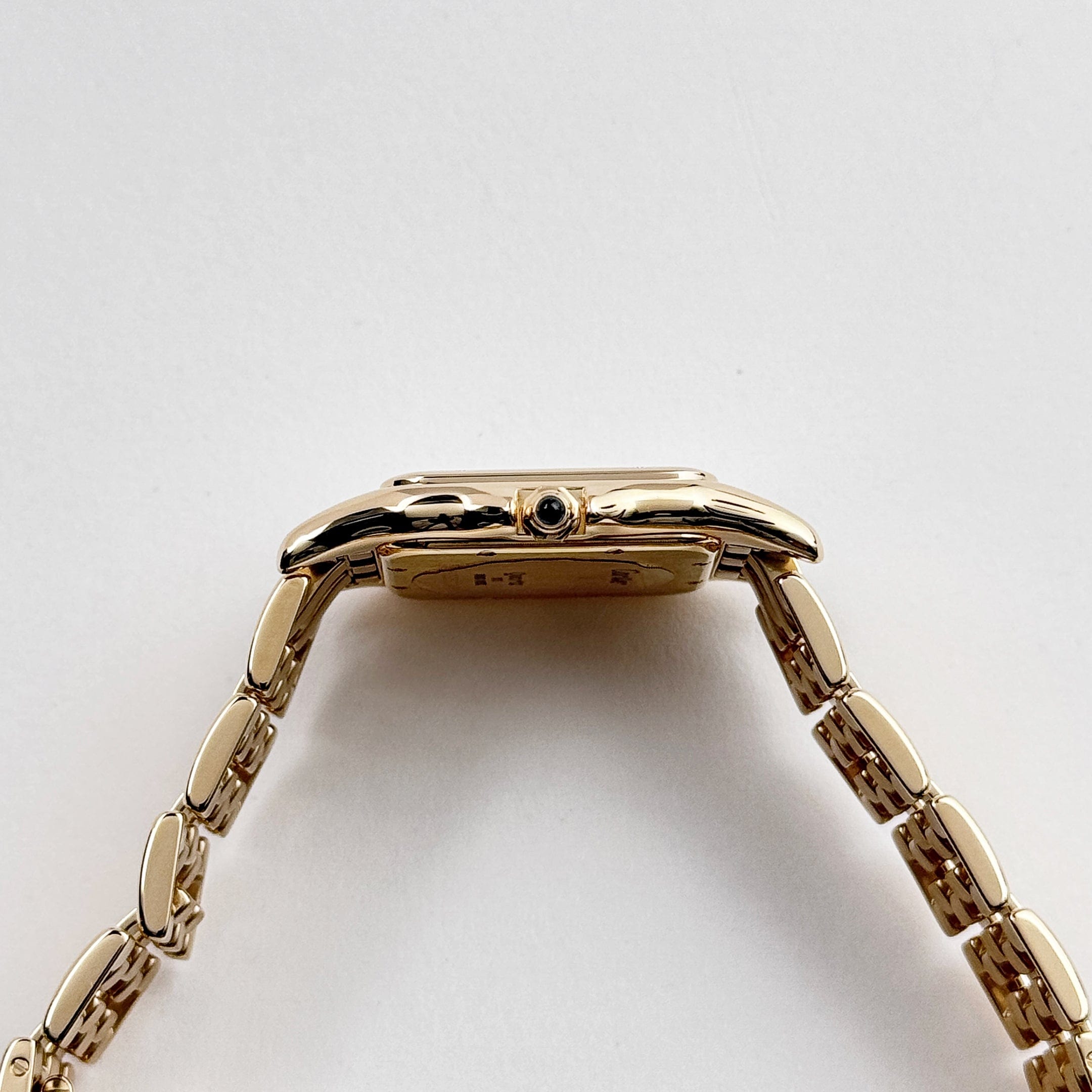 Cartier Panthere 88396 'Ladies' Yellow Gold White Dial Quartz