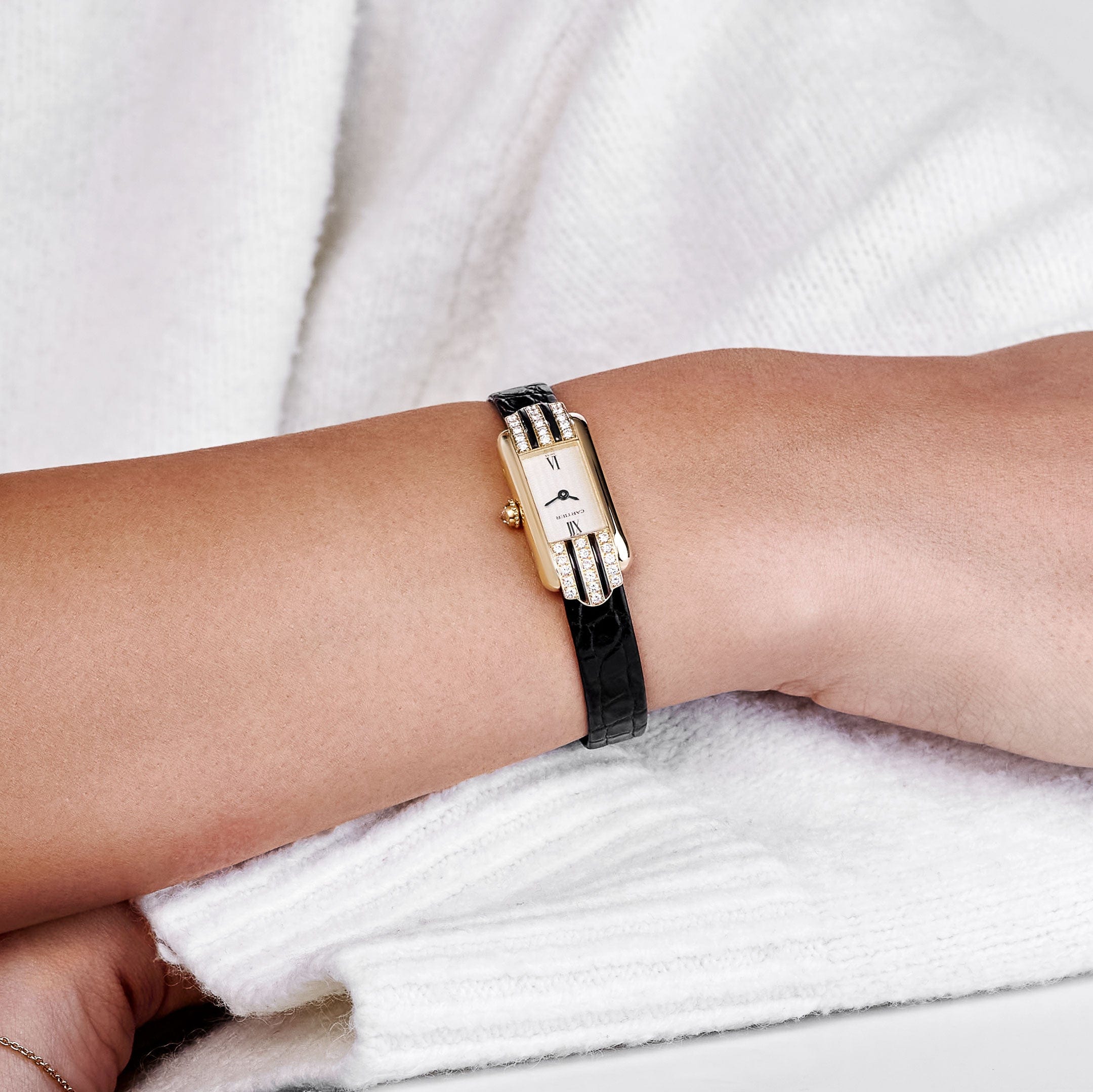 Cartier Tank Allongée 1380 Yellow Gold Ivory Dial Diamond Bezel Quartz