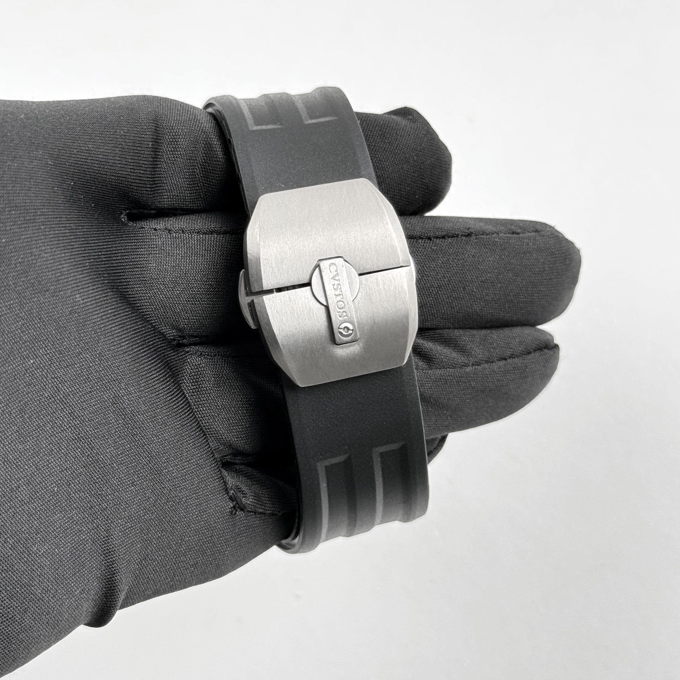 Cvstos Challenge-R 50 Chronograph Titanium (2016)