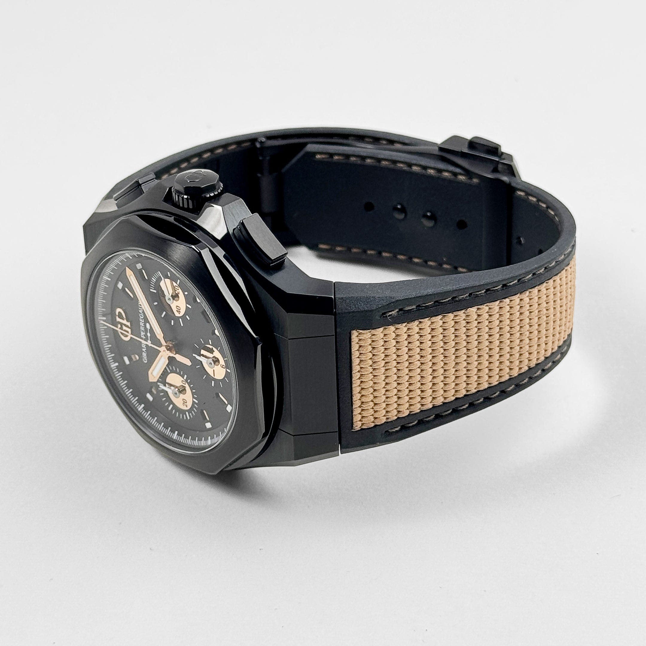 Girard Perregaux Laureato Absolute Gold Fever 81060-21-492-FH3A