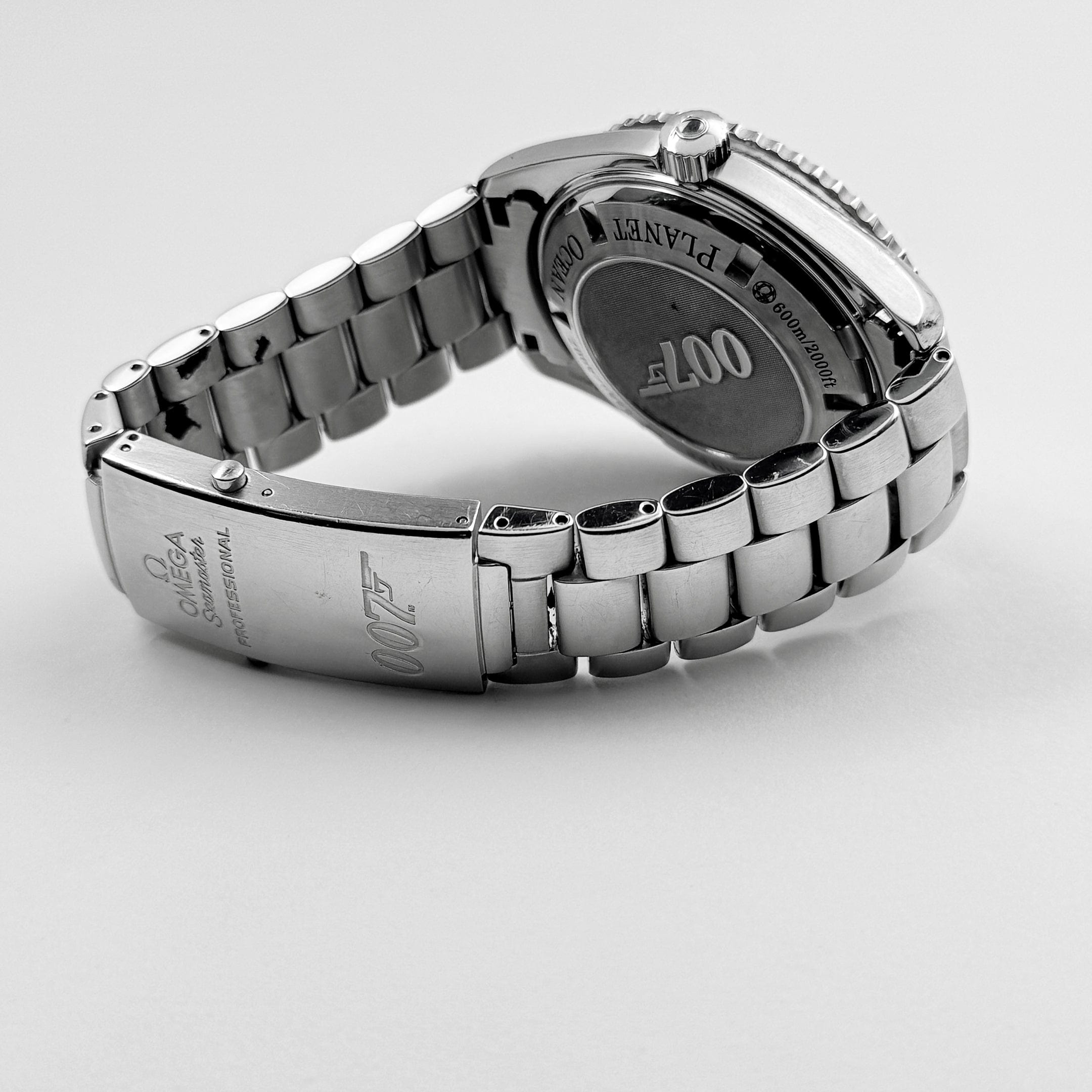 Omega Seamaster Planet Ocean 222.30.46.20.01.001 600m “Quantum of Solace” Black Dial Limited Edition (2008)