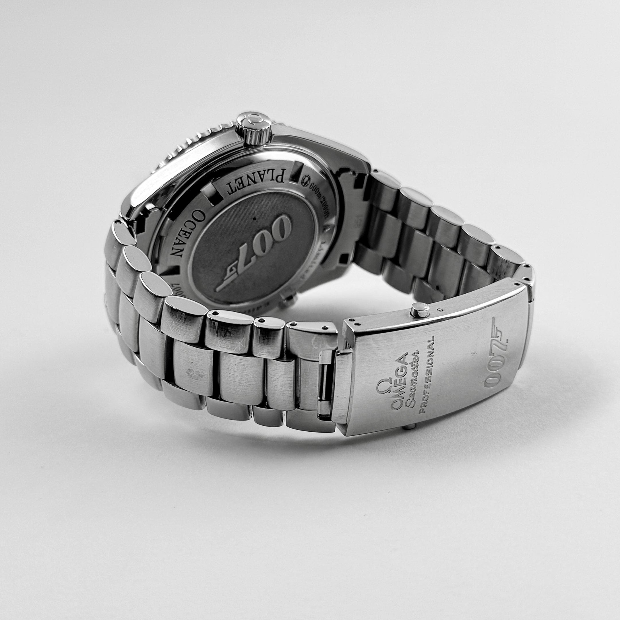 Omega Seamaster Planet Ocean 222.30.46.20.01.001 600m “Quantum of Solace” Black Dial Limited Edition (2008)