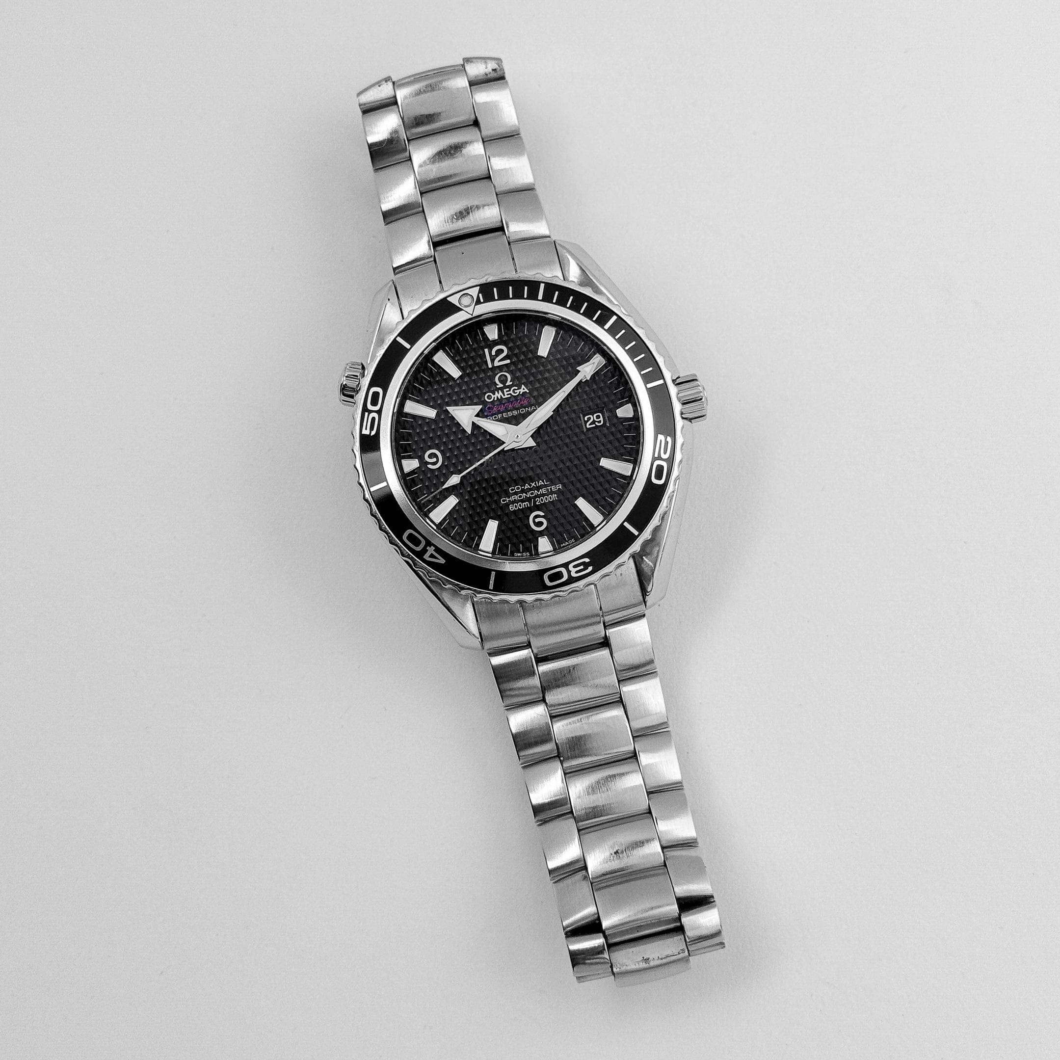 Omega Seamaster Planet Ocean 222.30.46.20.01.001 600m “Quantum of Solace” Black Dial Limited Edition (2008)