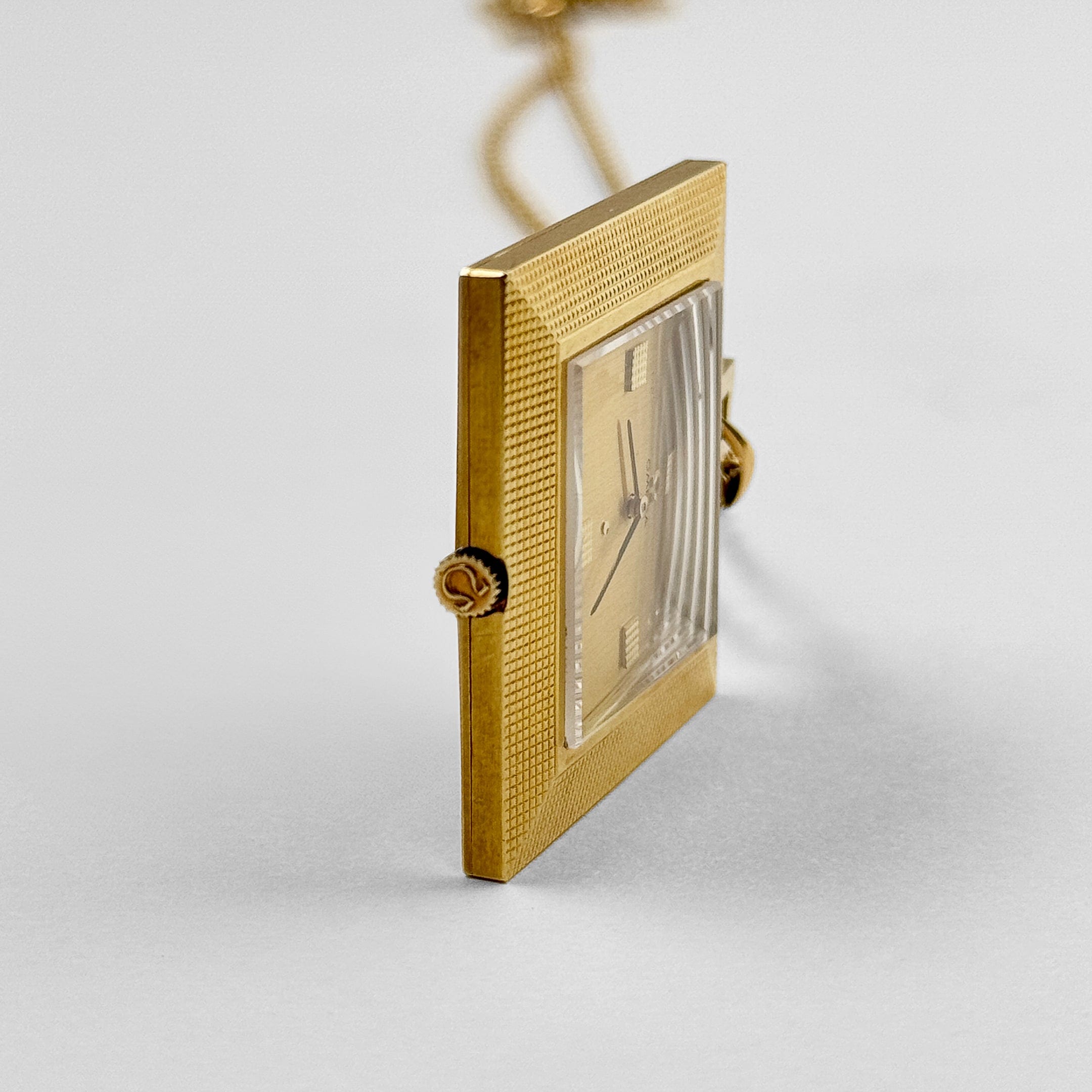 Omega Square Pocket Watch 1715 Yellow Gold Gold Dial