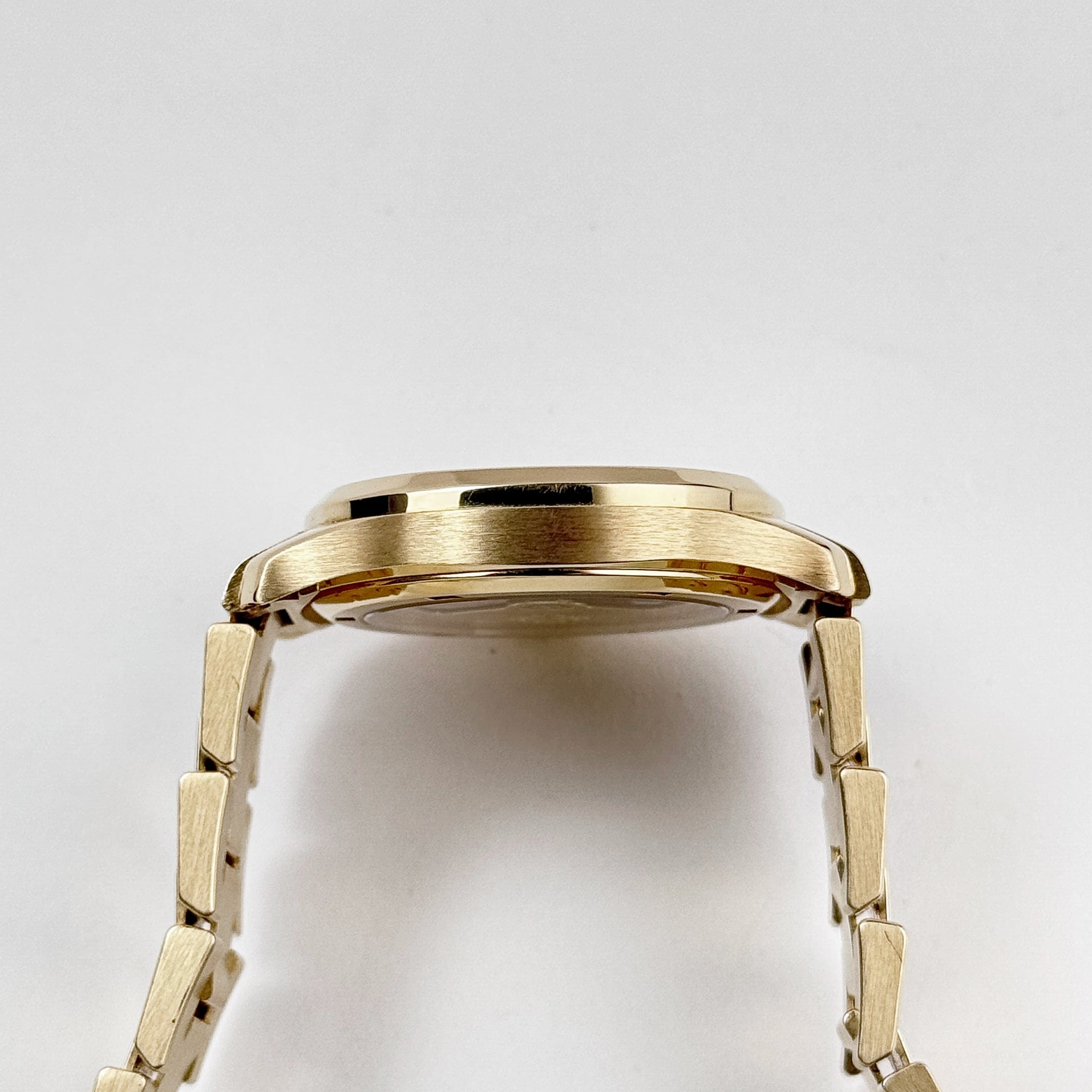 Patek Philippe Aquanaut 5066/1J Yellow Gold Black Dial