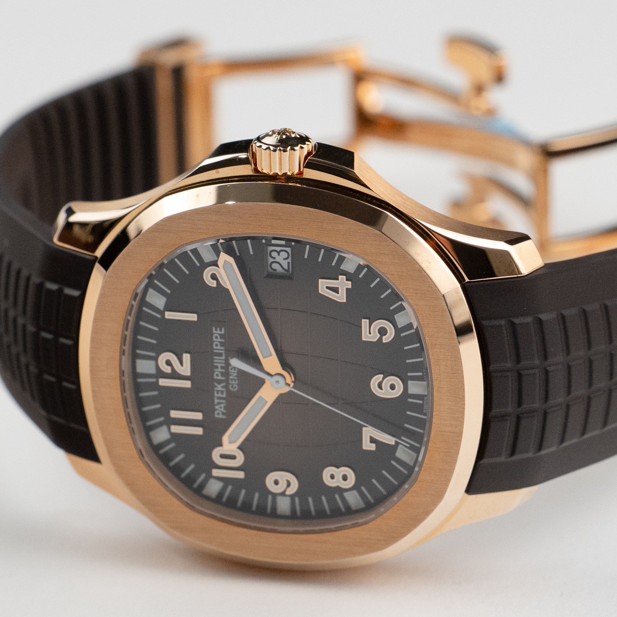 Patek Philippe Aquanaut 5167R-001 Rose Gold Brown Dial (2021)