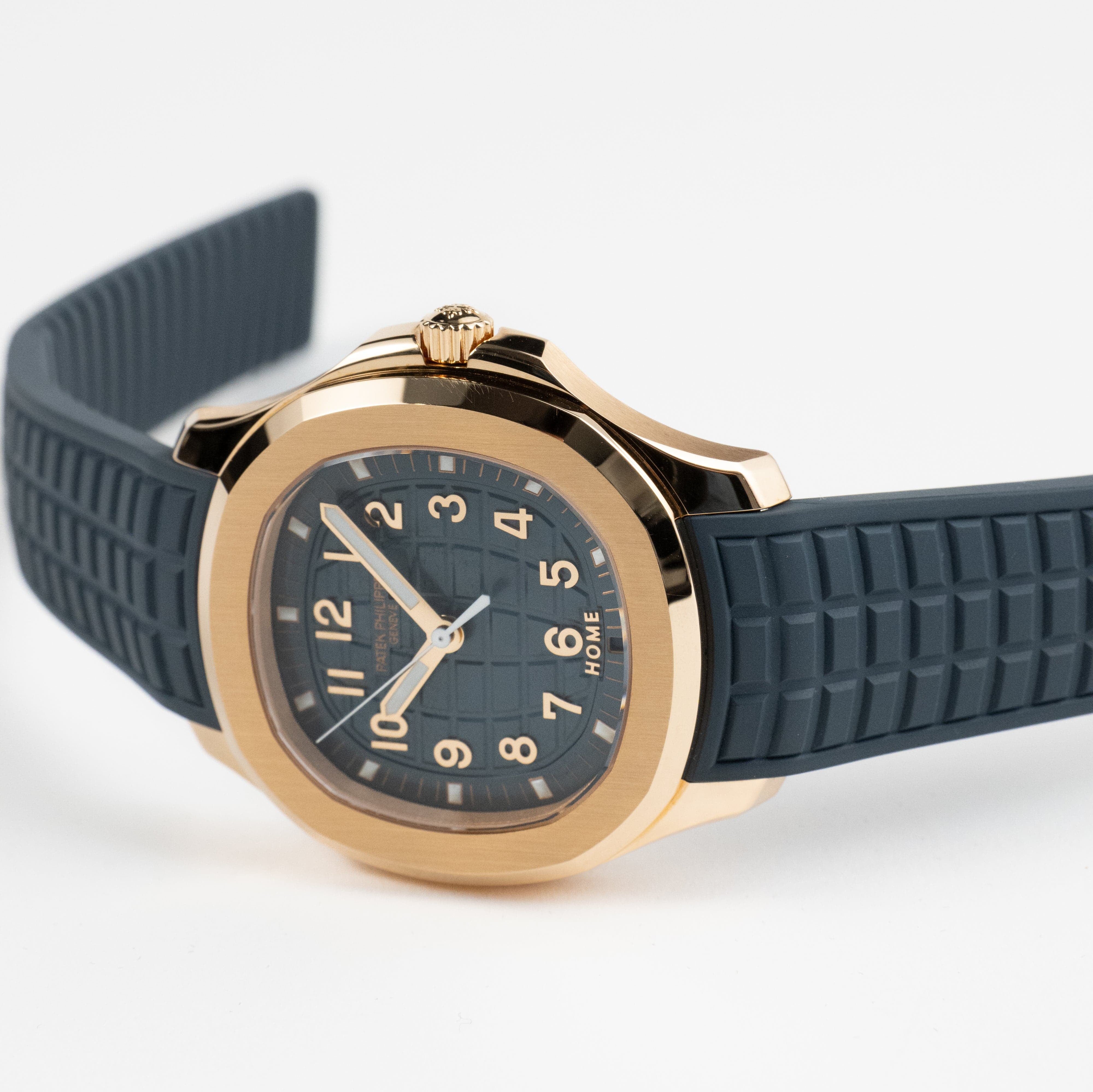 Patek Philippe Aquanaut 5269R-001 'Travel Time' Quartz Rose Gold Blue Dial (2024)