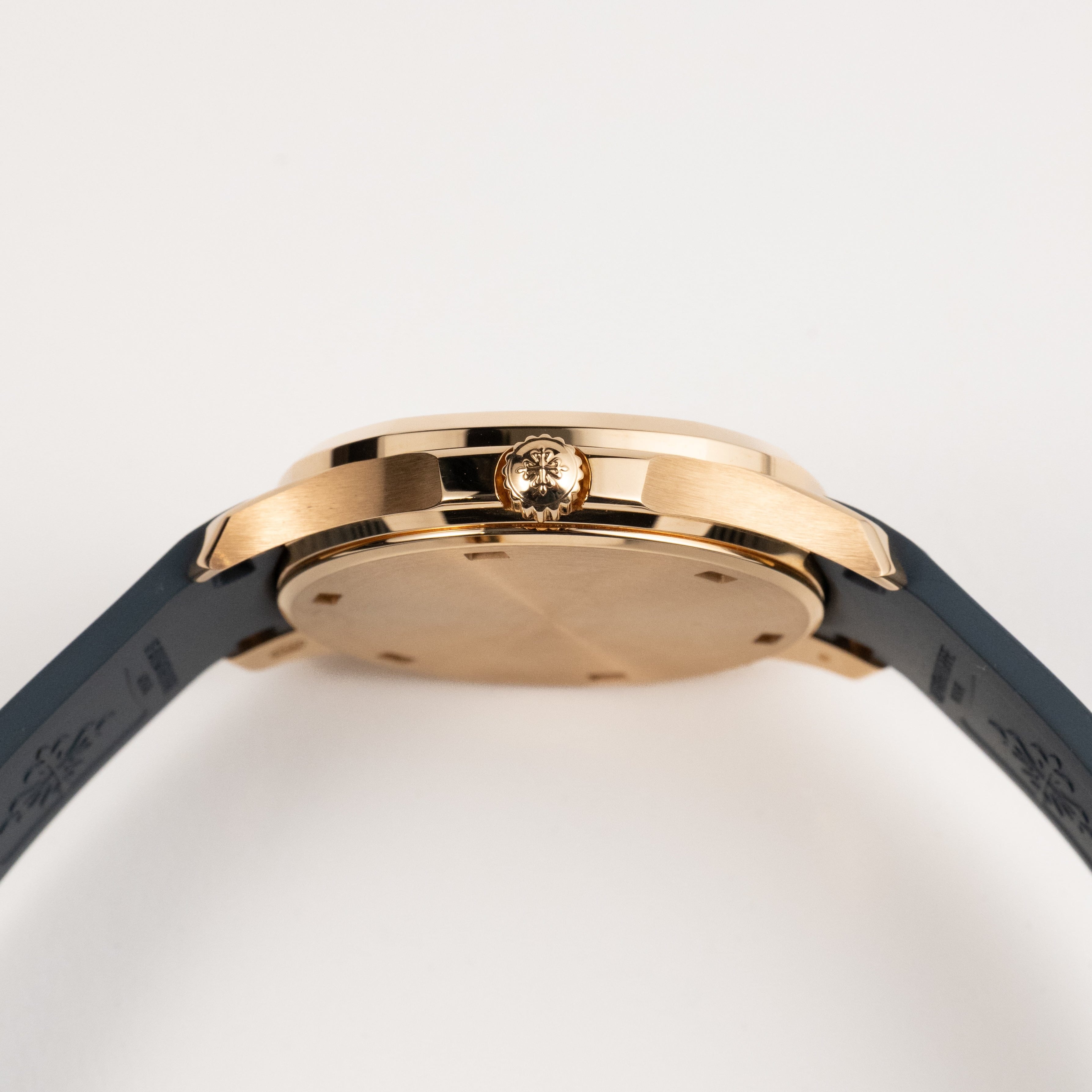 Patek Philippe Aquanaut 5269R-001 'Travel Time' Quartz Rose Gold Blue Dial (2024)