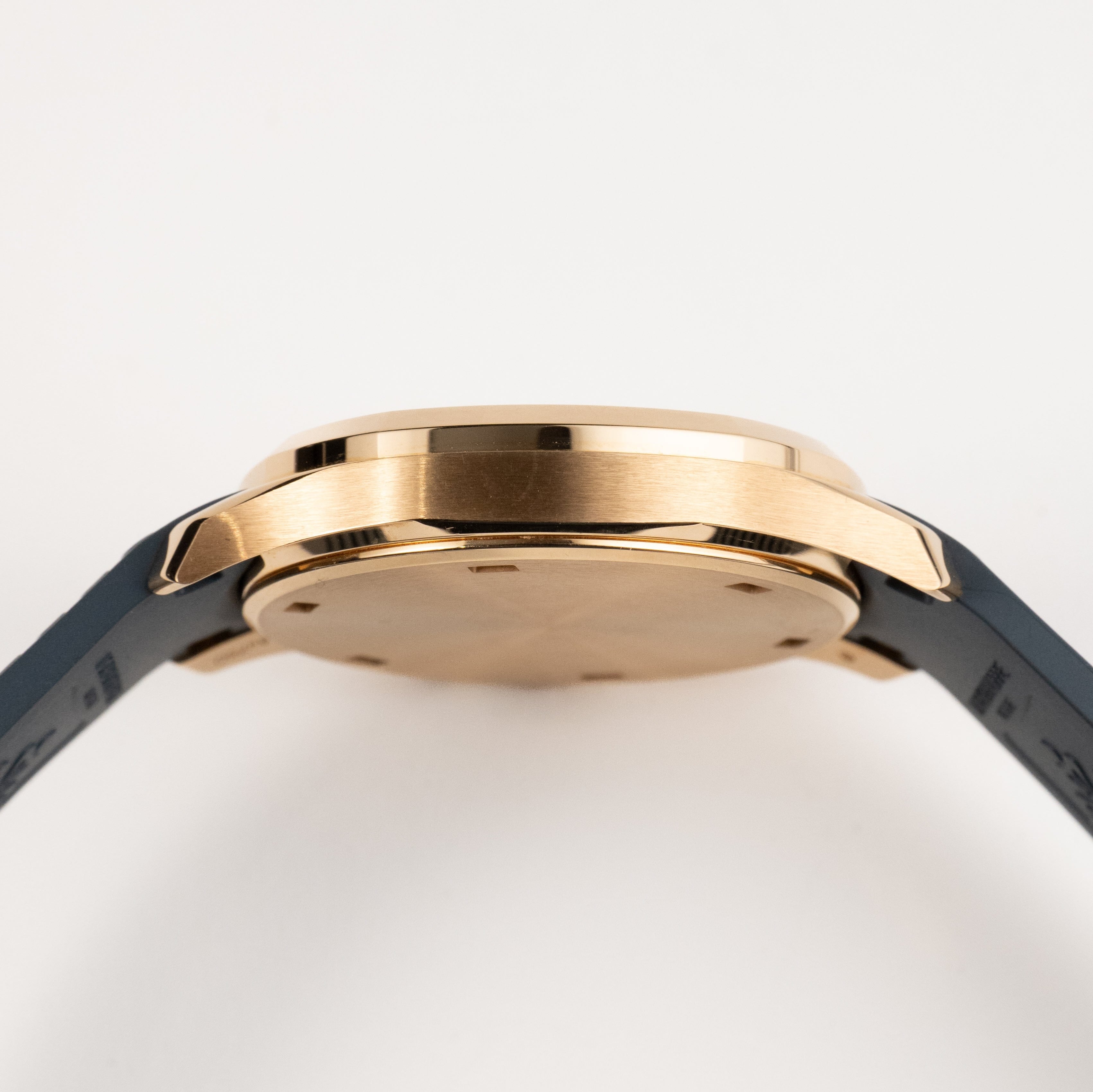 Patek Philippe Aquanaut 5269R-001 'Travel Time' Quartz Rose Gold Blue Dial (2024)