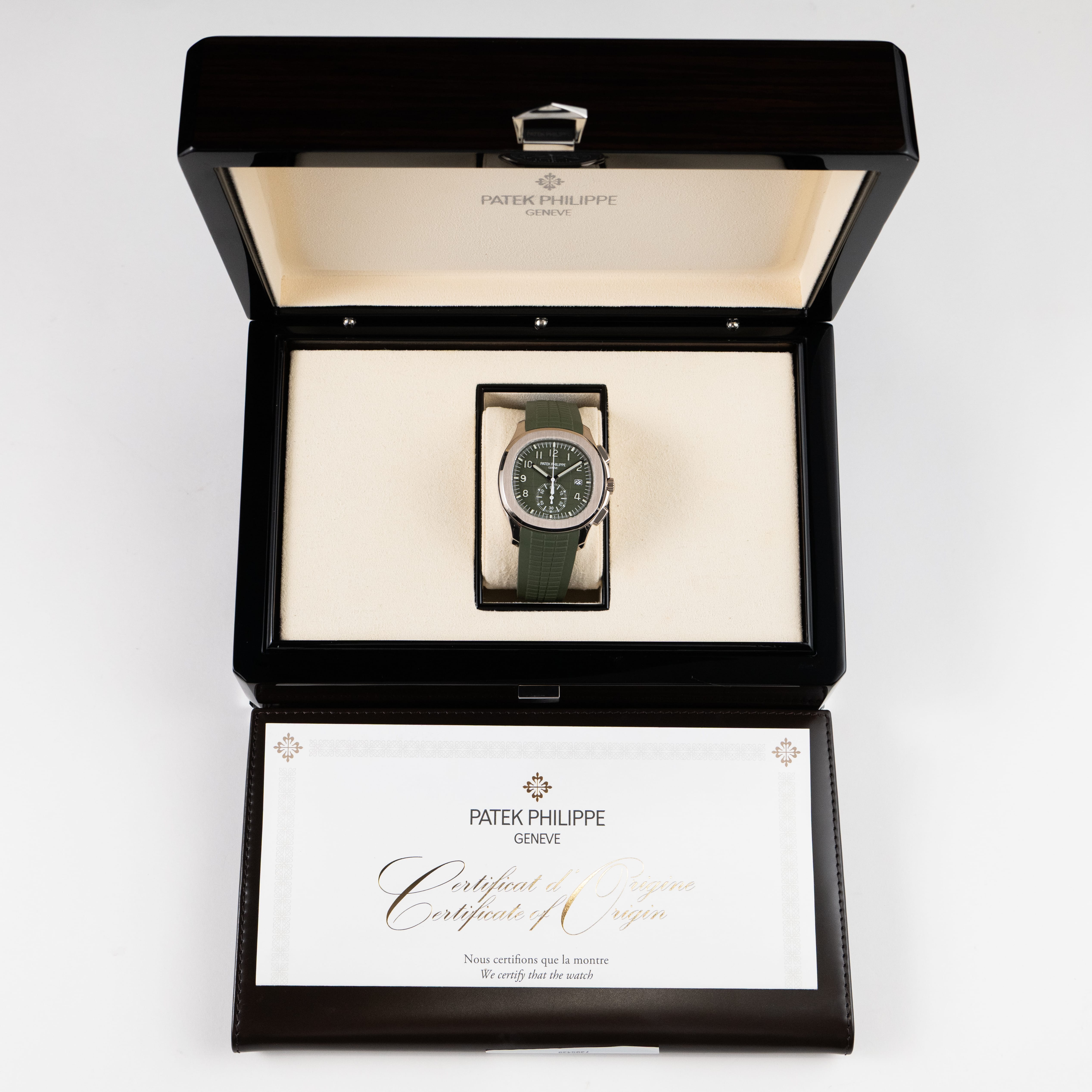 Patek Philippe Aquanaut 5968G-010 Chronograph White Gold Khaki Green Dial (2021)