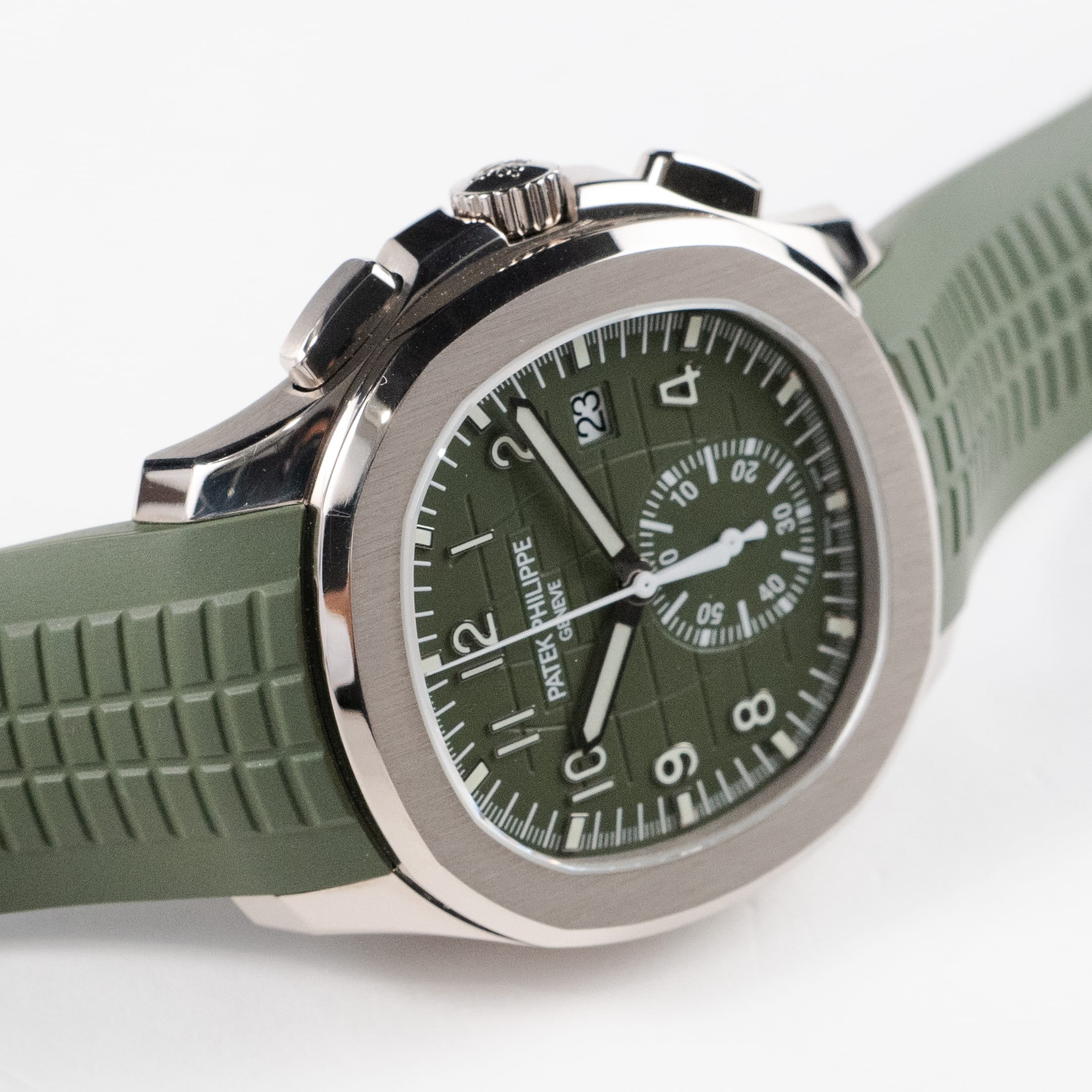 Patek Philippe Aquanaut 5968G-010 Chronograph White Gold Khaki Green Dial (2021)