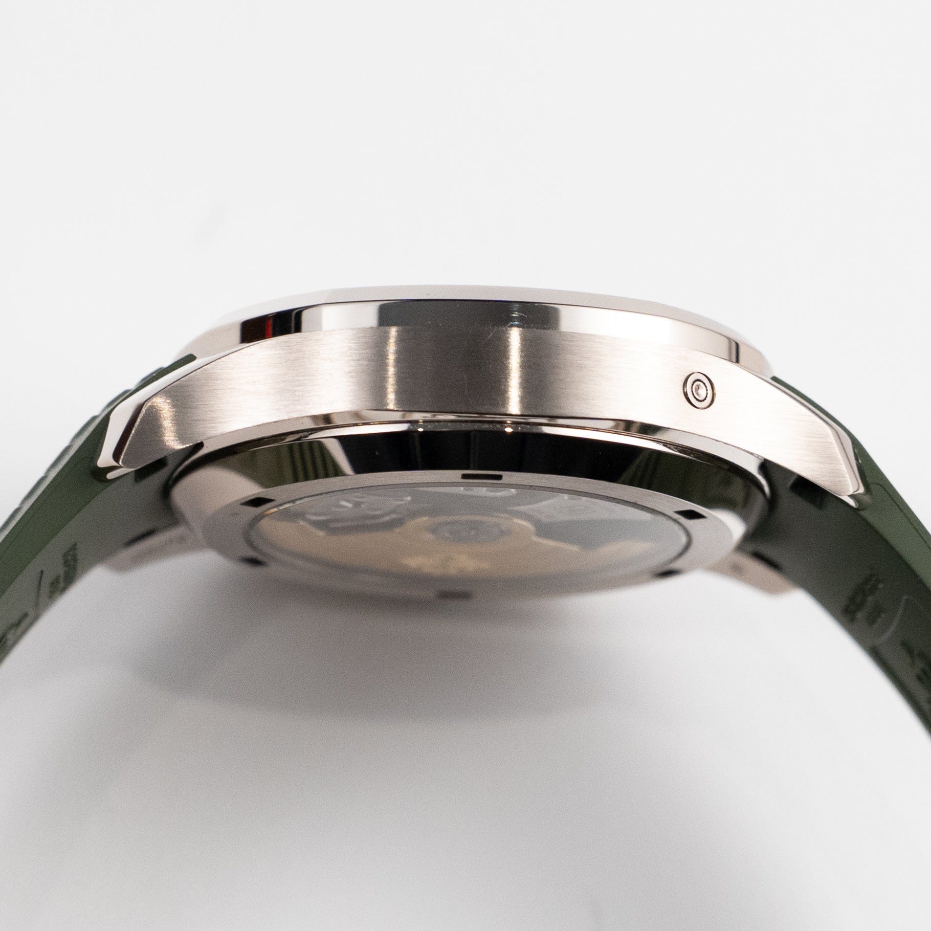 Patek Philippe Aquanaut 5968G-010 Chronograph White Gold Khaki Green Dial (2025)