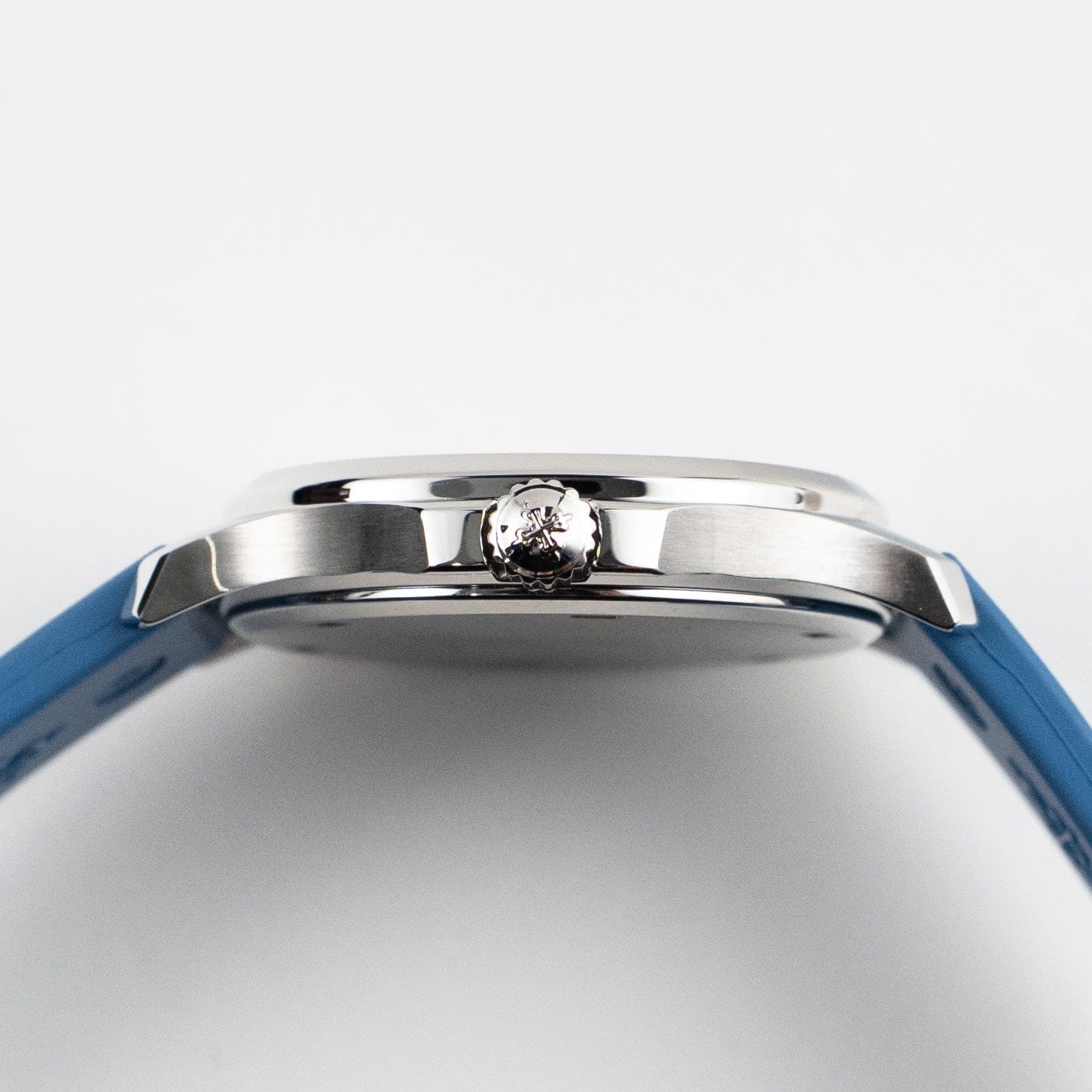 Patek Philippe Aquanaut Luce 5067A-022 'Ladies' Stainless Steel Blue Dial Diamond Bezel (2015)