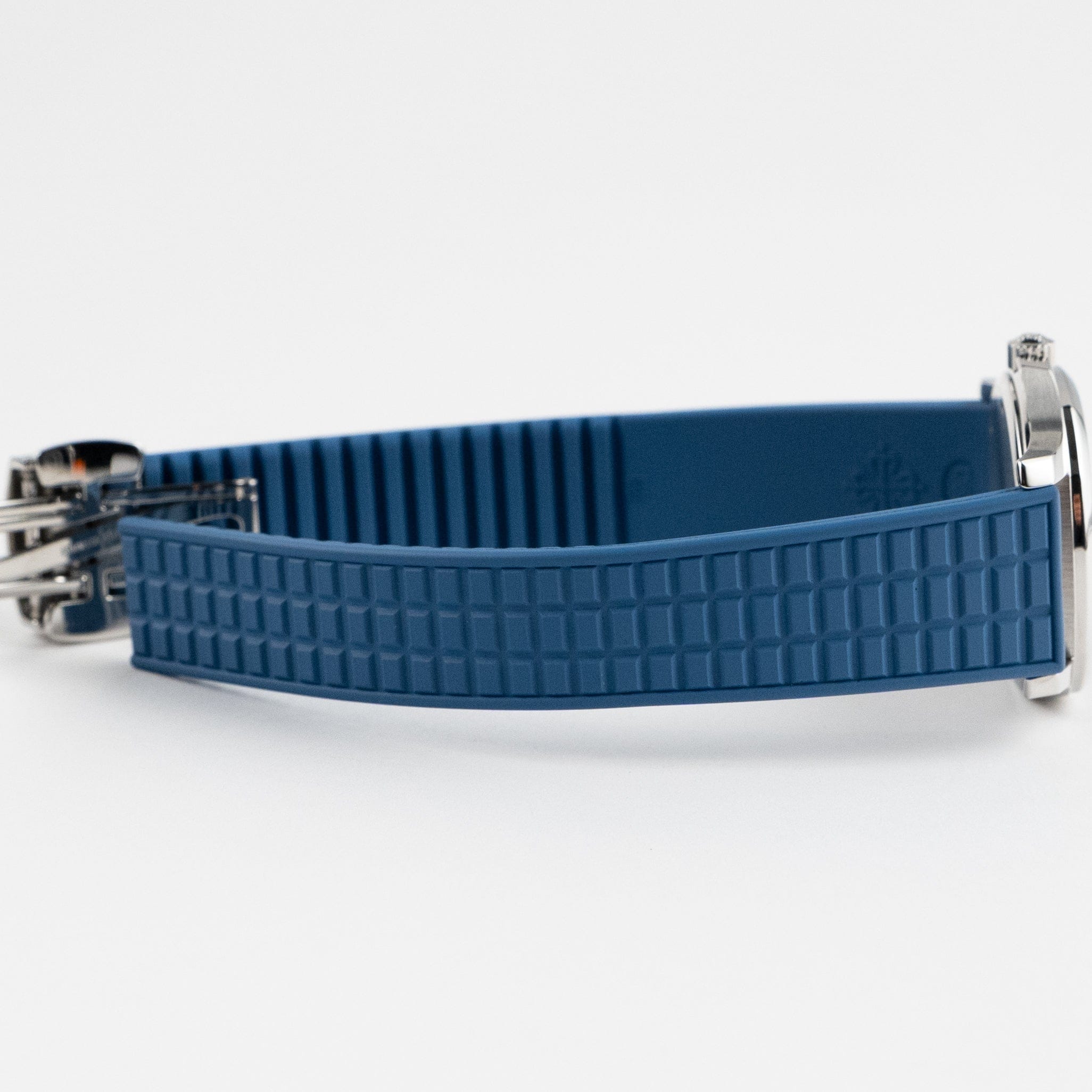 Patek Philippe Aquanaut Luce 5067A-022 'Ladies' Stainless Steel Blue Dial Diamond Bezel (2015)