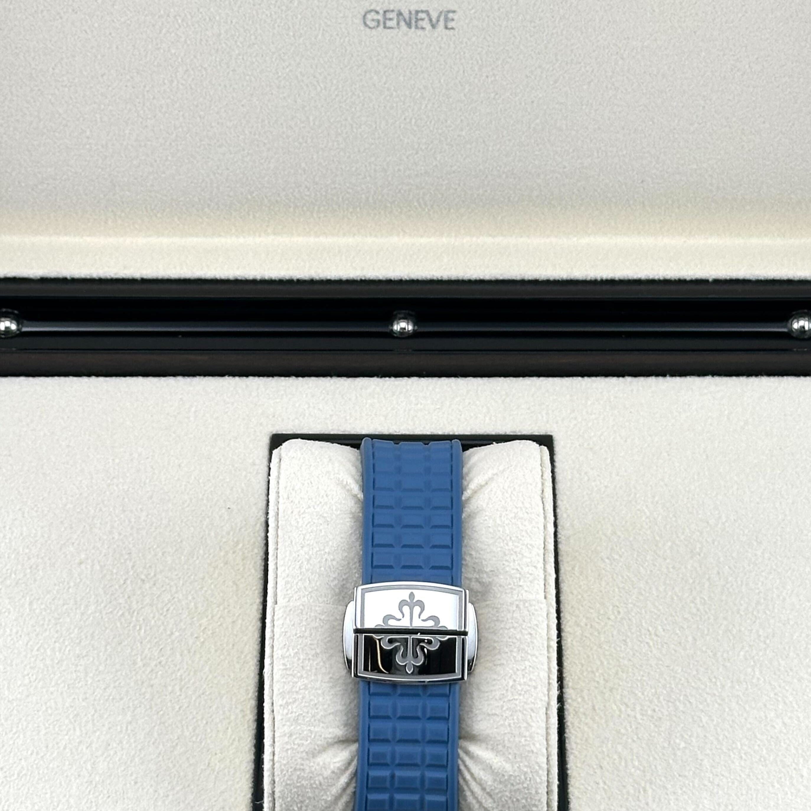 Luxury Watch Patek Philippe Aquanaut Luce Blue Ladies' 5067A-022 Wrist Aficionado