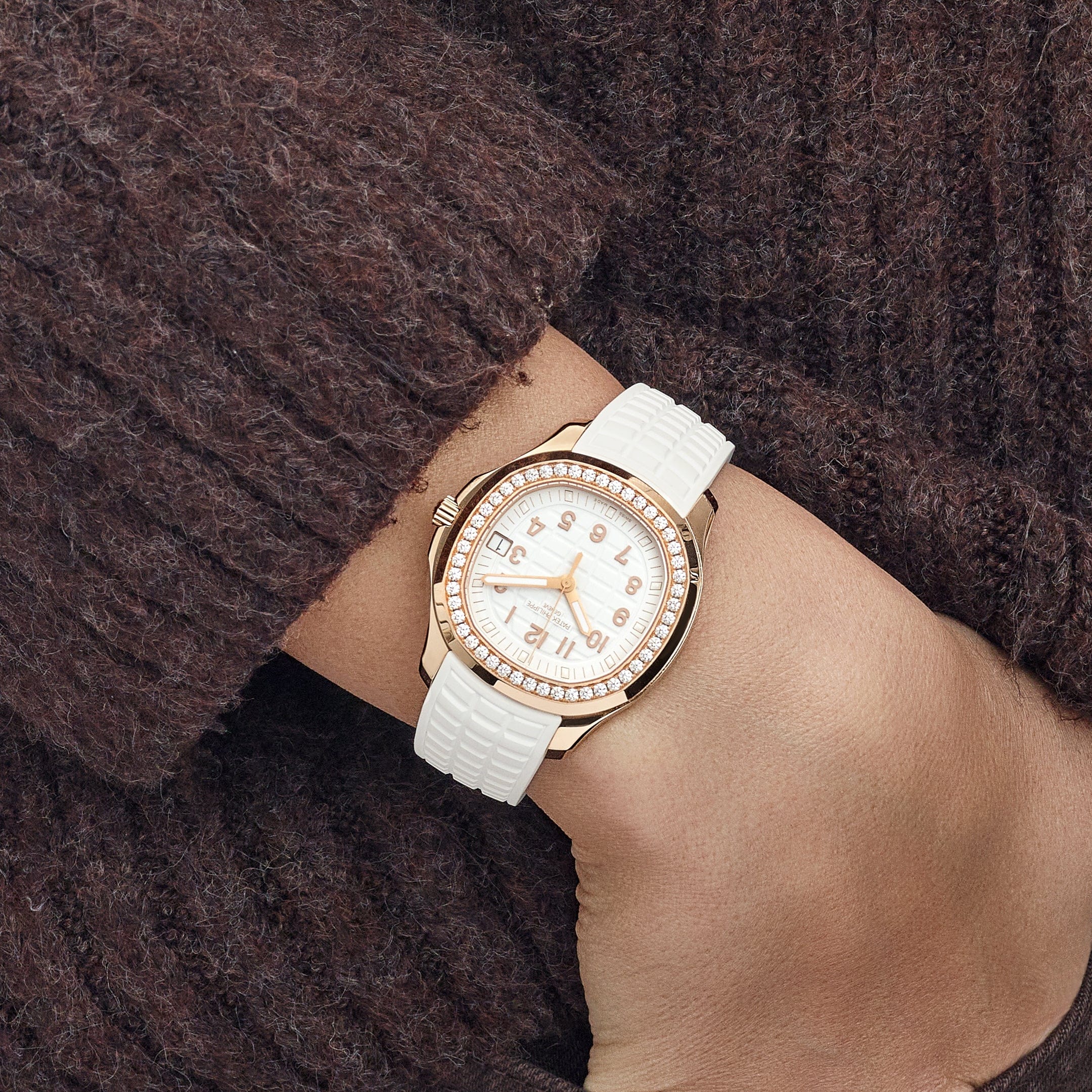 Patek Philippe Aquanaut Luce 5268/200R-001 Rose Gold White Dial Diamond Bezel (2022)