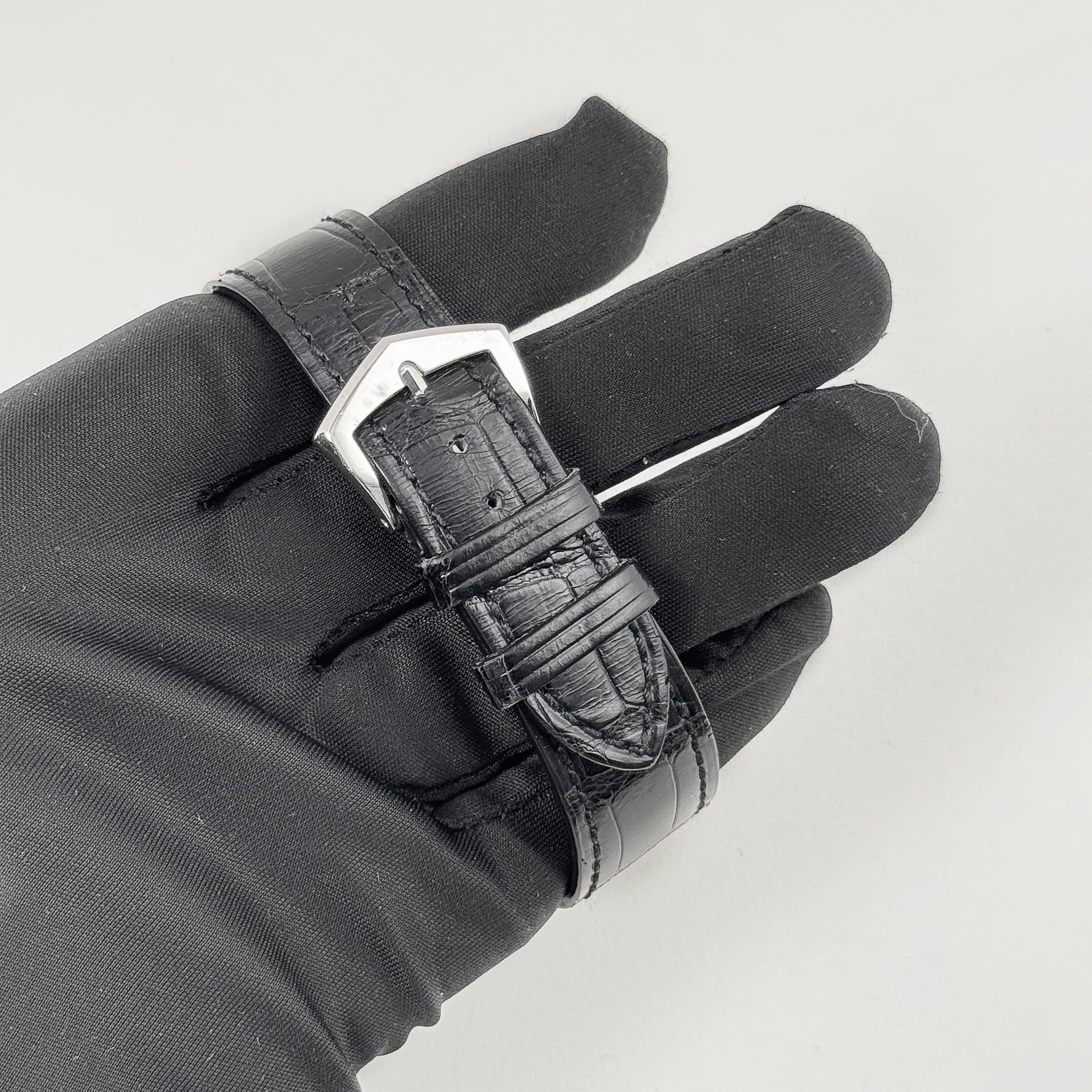 Patek Philippe Calatrava 5196P-001 Platinum Silver Dial