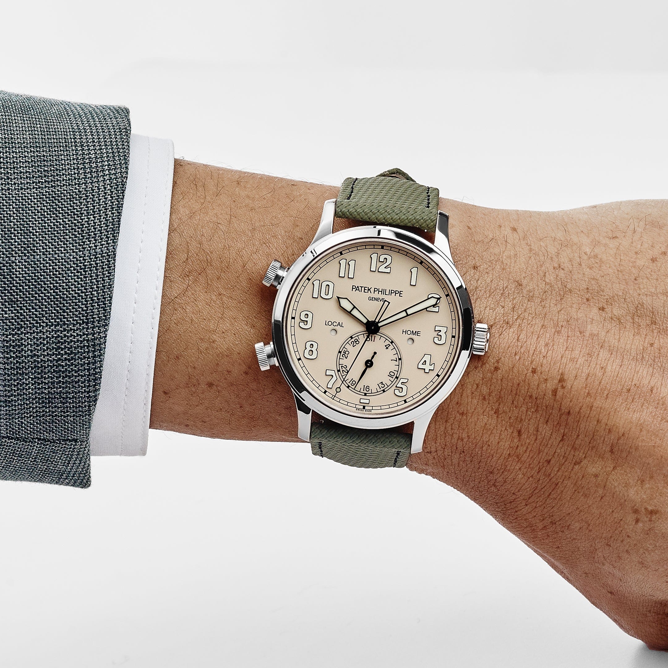 Patek Philippe Calatrava 5524G-010 'Pilot' Travel Time White Gold Ivory Dial (2025)