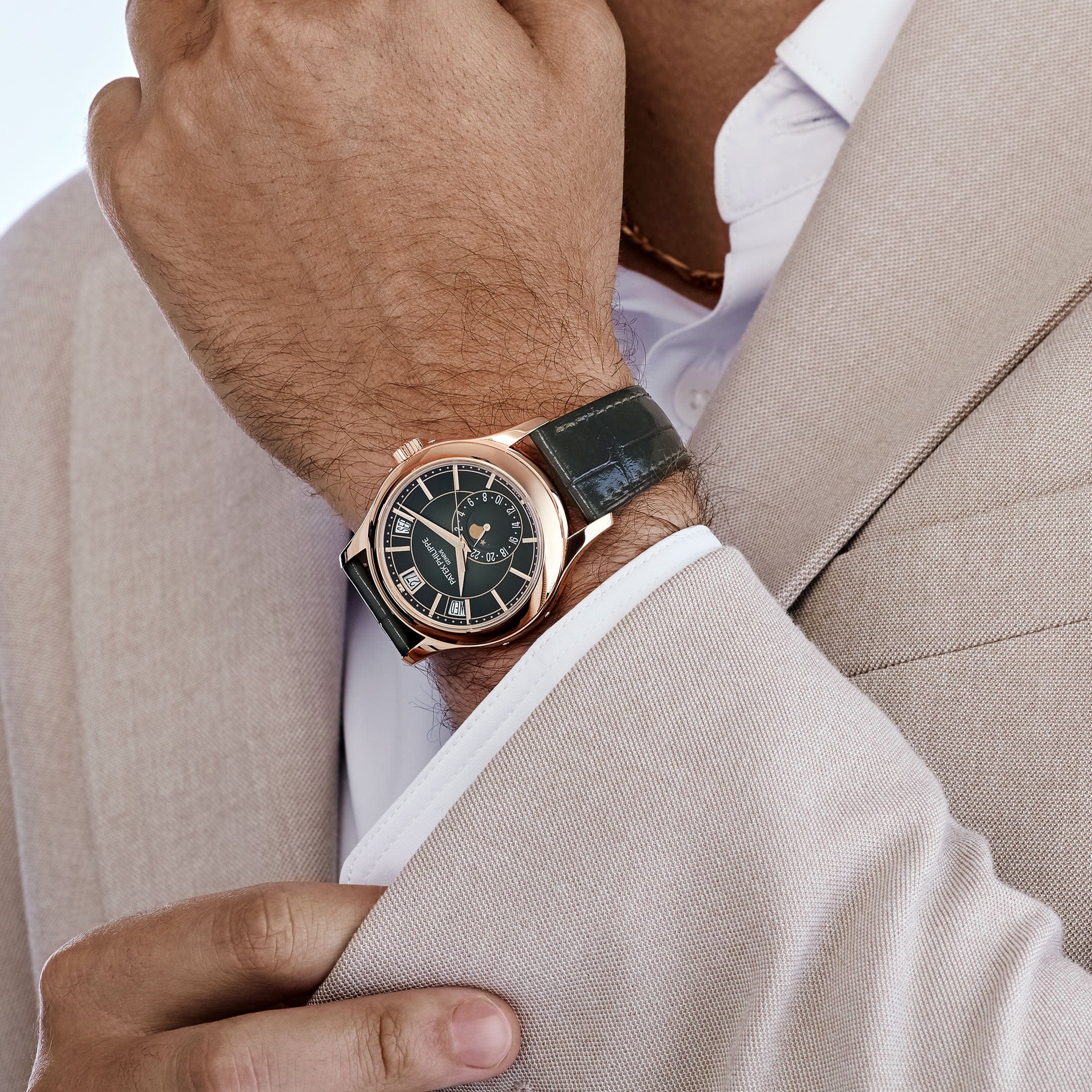 Patek Philippe Complications 5205R-011 Annual Calendar Moon Phases Rose Gold Green Dial (2025)