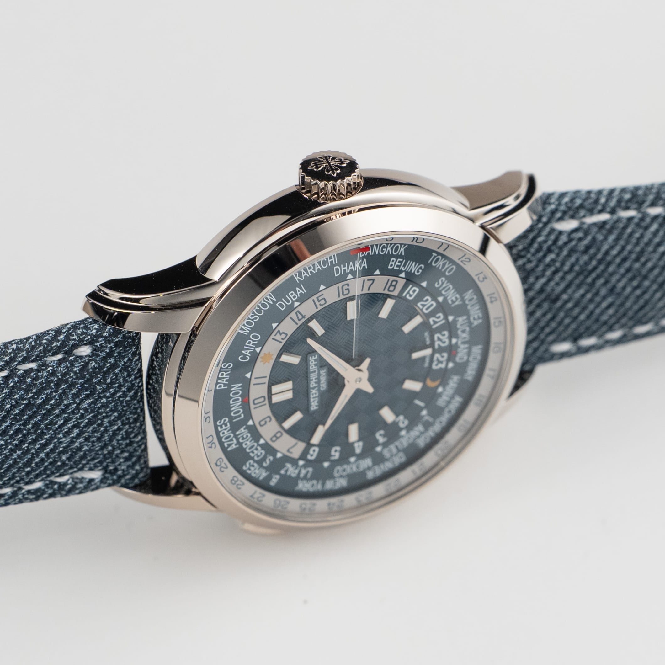 Patek Philippe Complications 5330G-001 World Time White Gold Blue Dial (2025)