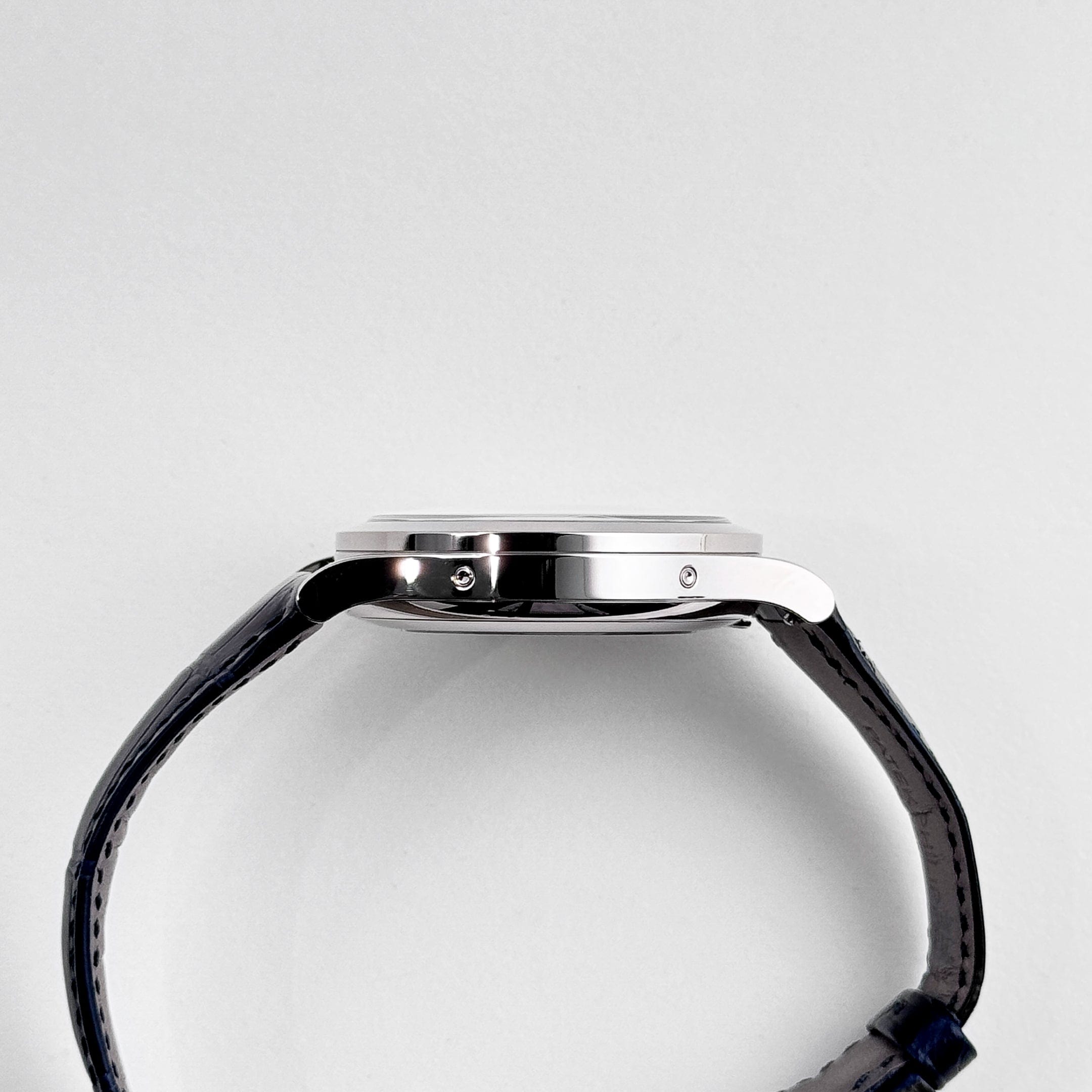 Patek Philippe Complications 5396G-017 Annual Calendar Moon Phases White Gold Blue Dial (2024)